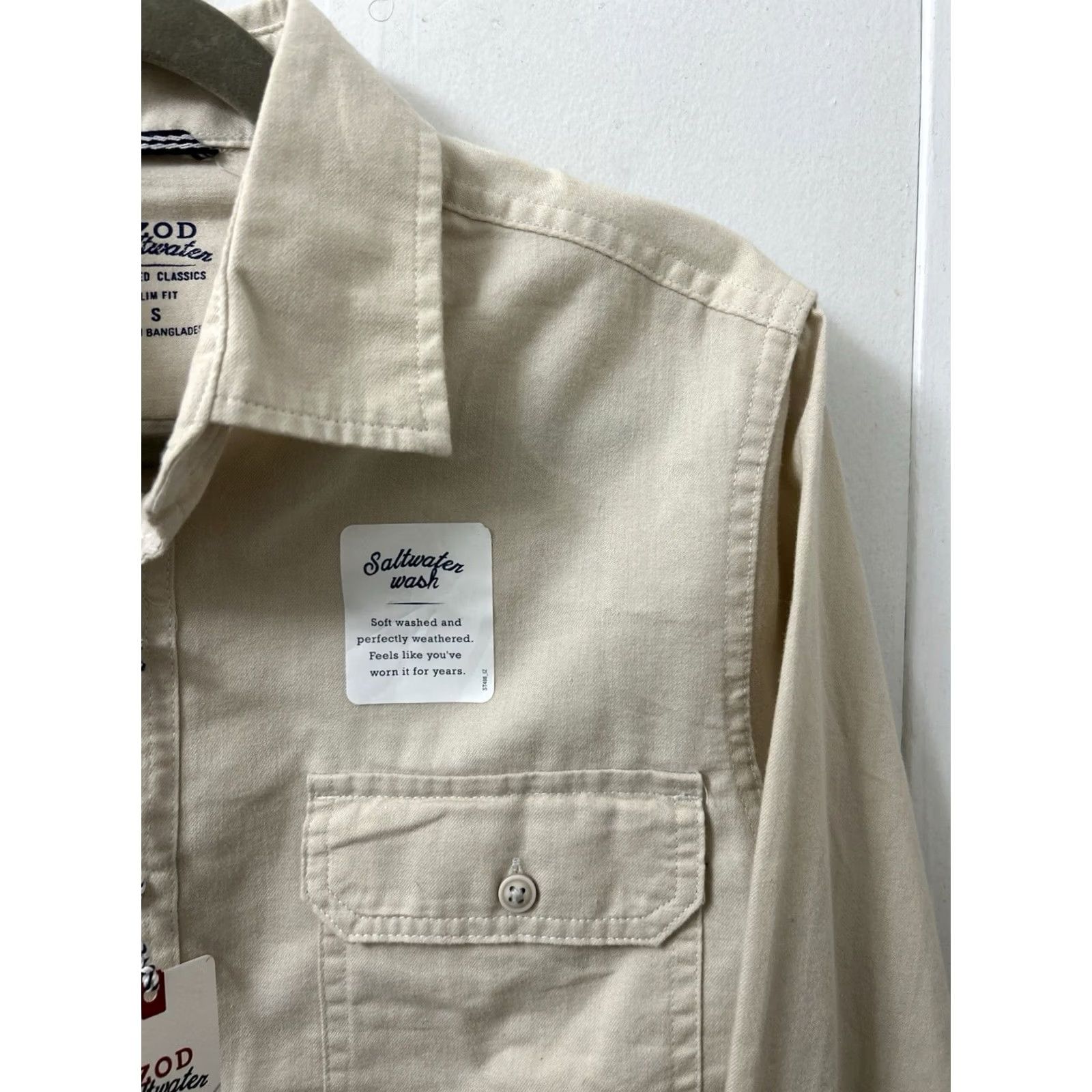 Izod VINTAGE IZOD Saltwater Shirt Mens S Tan Relaxed Classics Slim Fit Stretch NWT 0 MSRP Size US S / EU 44-46 / 1 - 5 Thumbnail