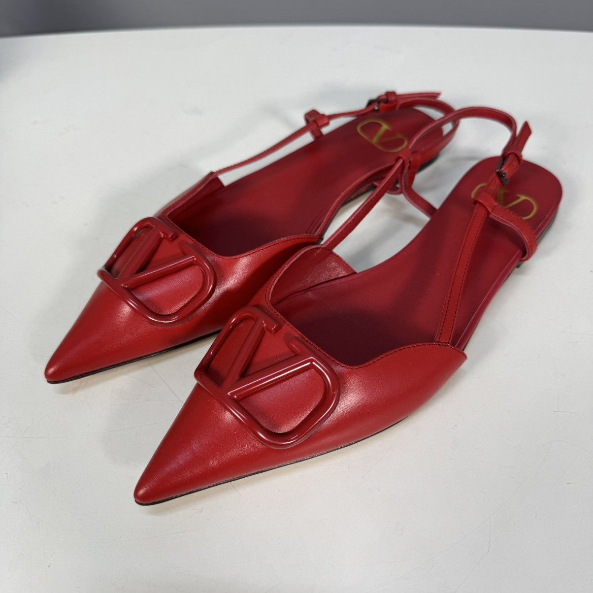 Valentino VALENTINO leather sandals red 40 Size US 10 / IT 40 - 1 Thumbnail