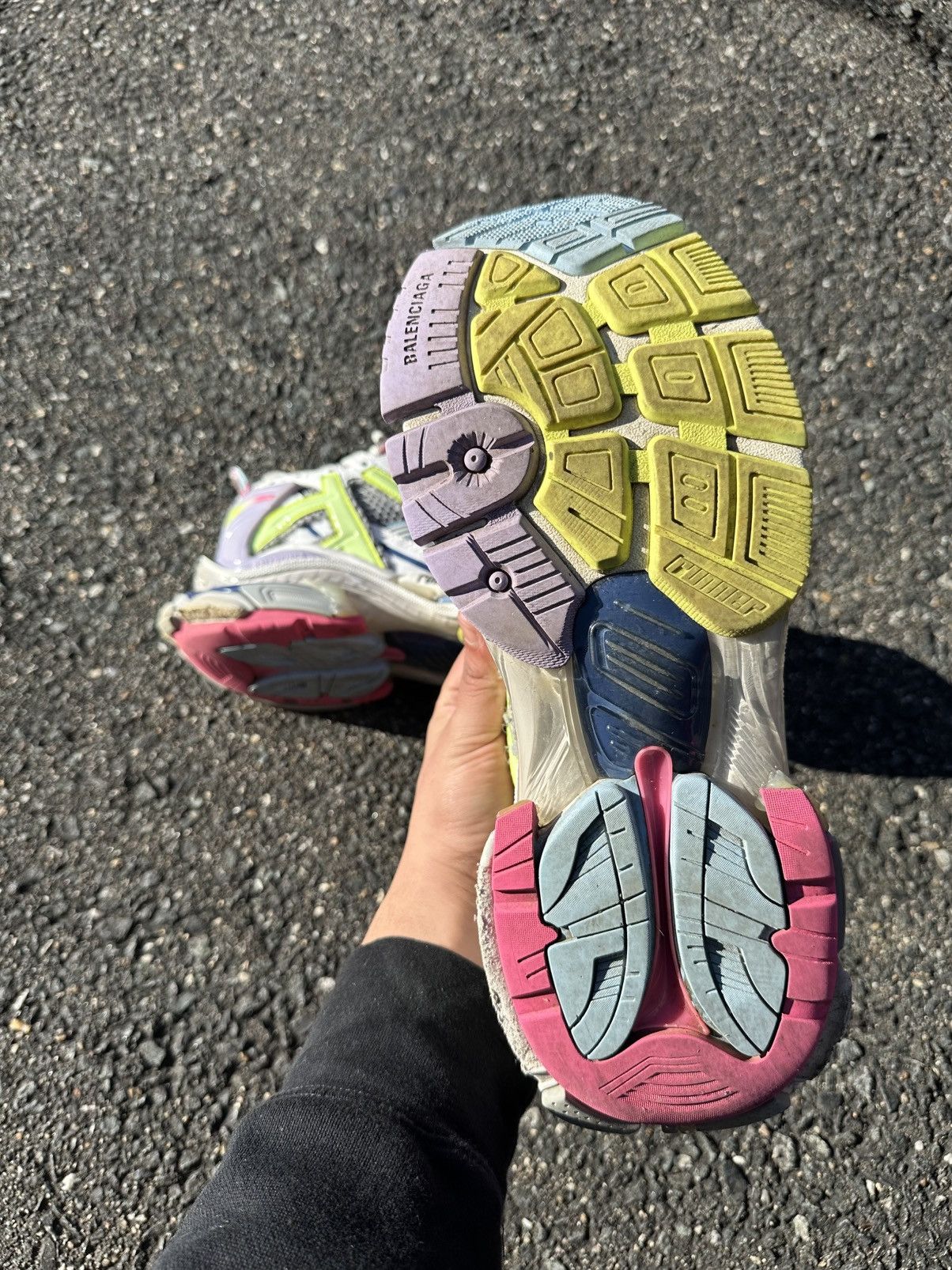 Balenciaga Balenciaga Runner White/Pink Size US 10 / EU 43 - 12 Thumbnail
