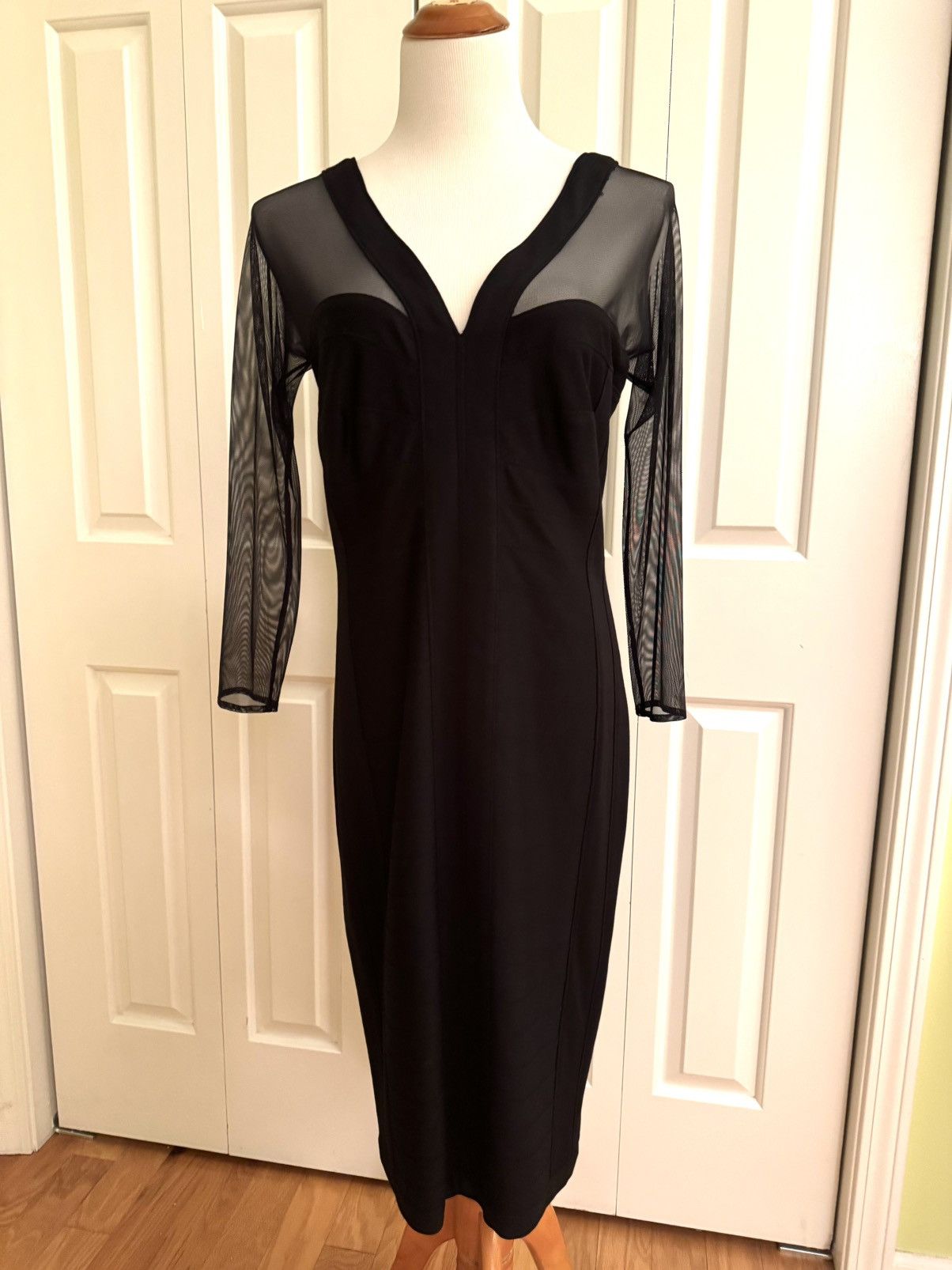 Tadashi Shoji TADASHI Black Bodycon Evening Dress L NWOT Size L / US 10 / IT 46 - 1 Thumbnail