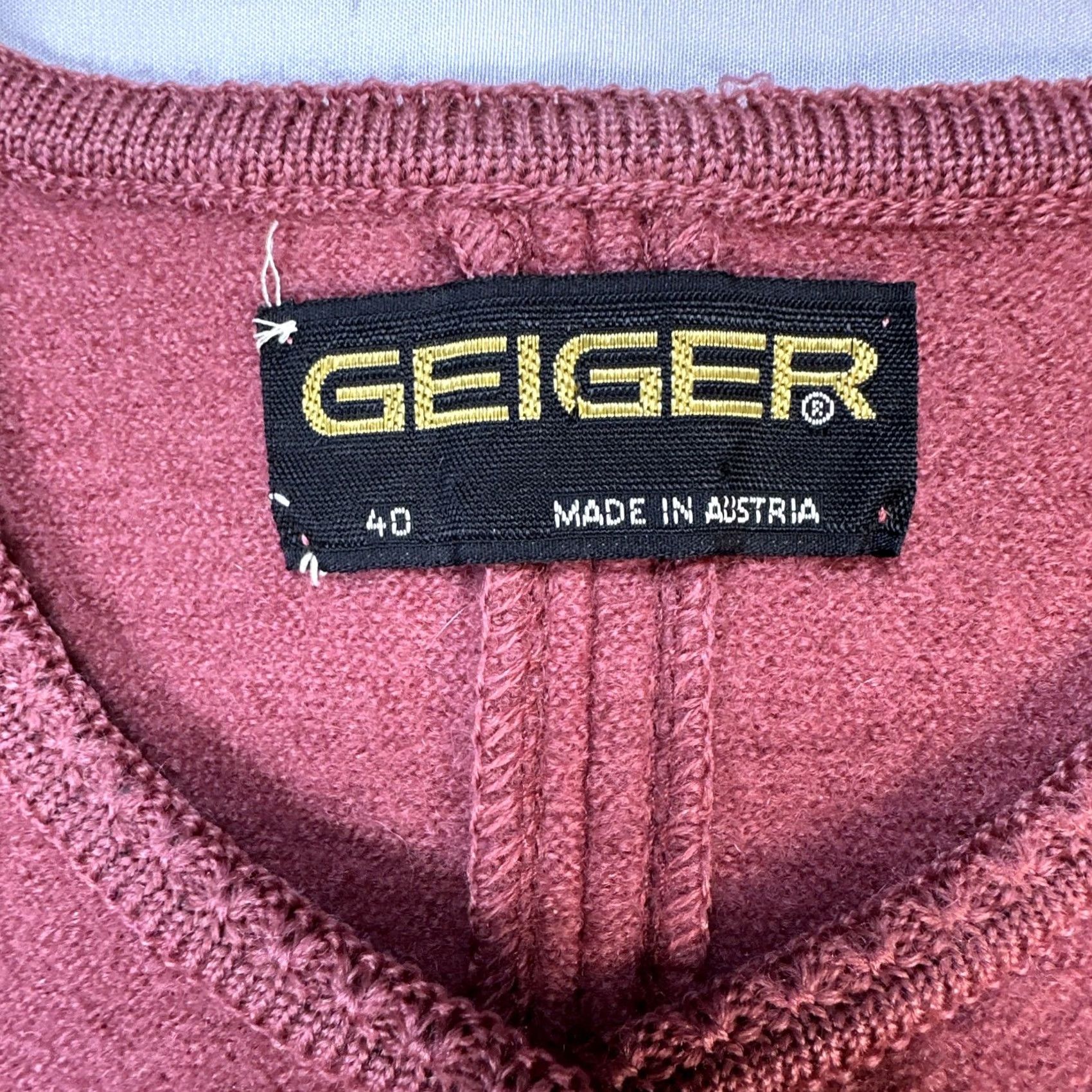 Vintage VINTAGE Geiger Women's Sweater Cardigan 40 Pink Purple 100% Wool Long Sleeve Round Neck Embroidery Buttons Cardigan Wool Regular Fit Size 40 Womens Size S / US 4 / IT 40 - 5 Thumbnail