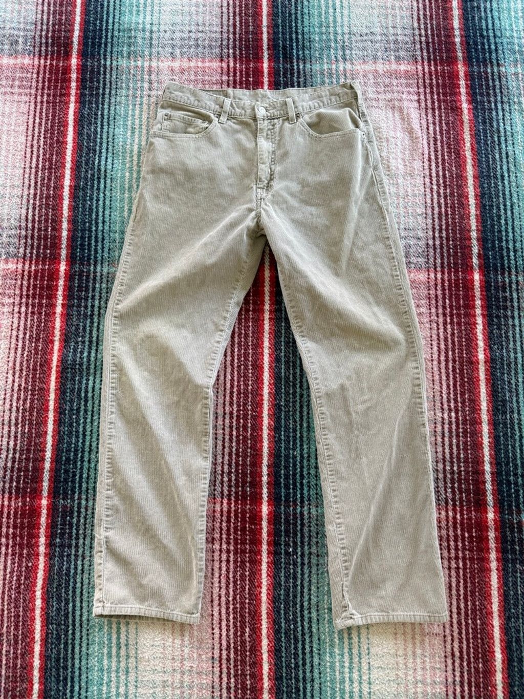Levi's Men's Levi's Beige Corduroy Straight Leg Pants Waist 34x32 Size US 34 / EU 50 - 1 Thumbnail