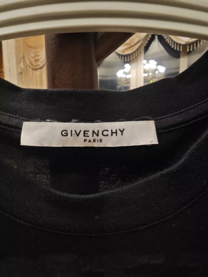 Givenchy Givenchy Dog head T-shirt Size US S / EU 44-46 / 1 - 3 Thumbnail