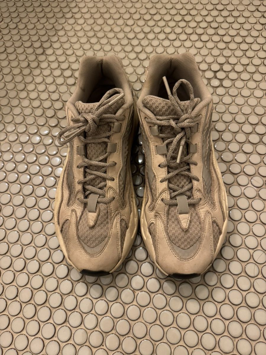 Adidas × Kanye West Adidas Yeezy 700 V2 'Static' Size US 11 / EU 44 - 4 Thumbnail