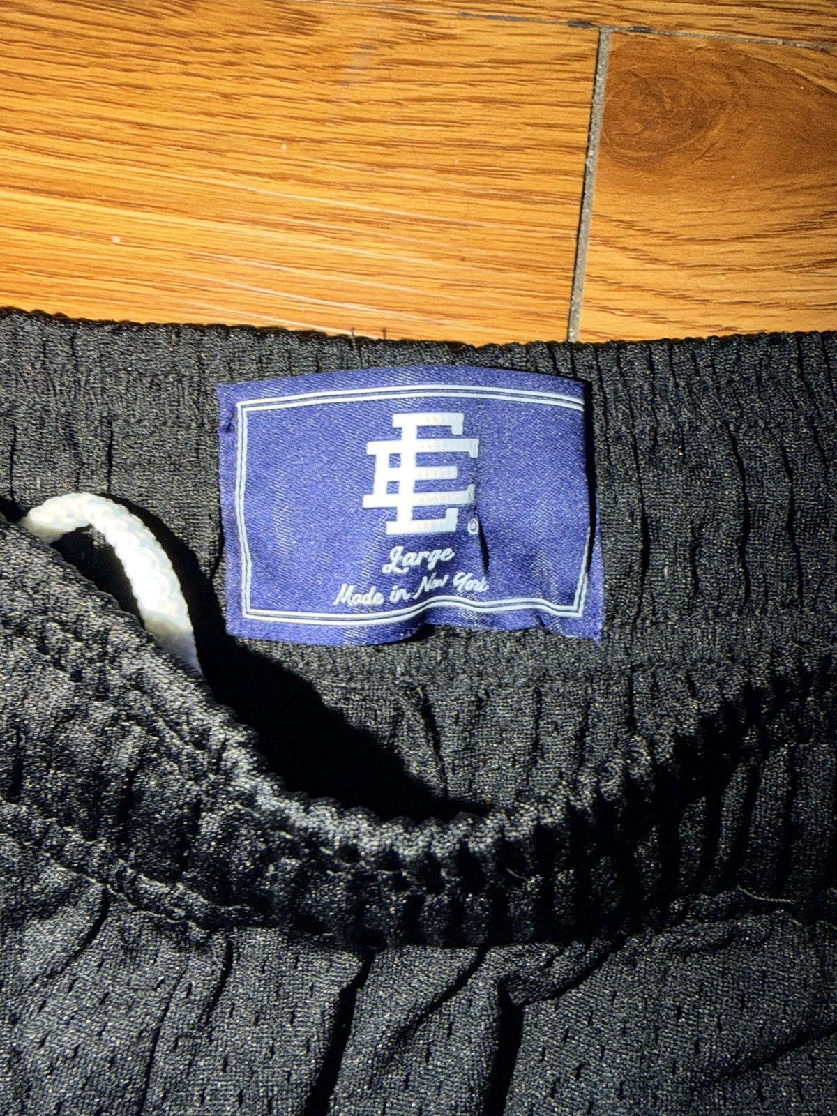 Eric Emanuel Eric Emanuel Men's Shorts Black/Pink Size Large Size US 34 / EU 50 - 4 Thumbnail