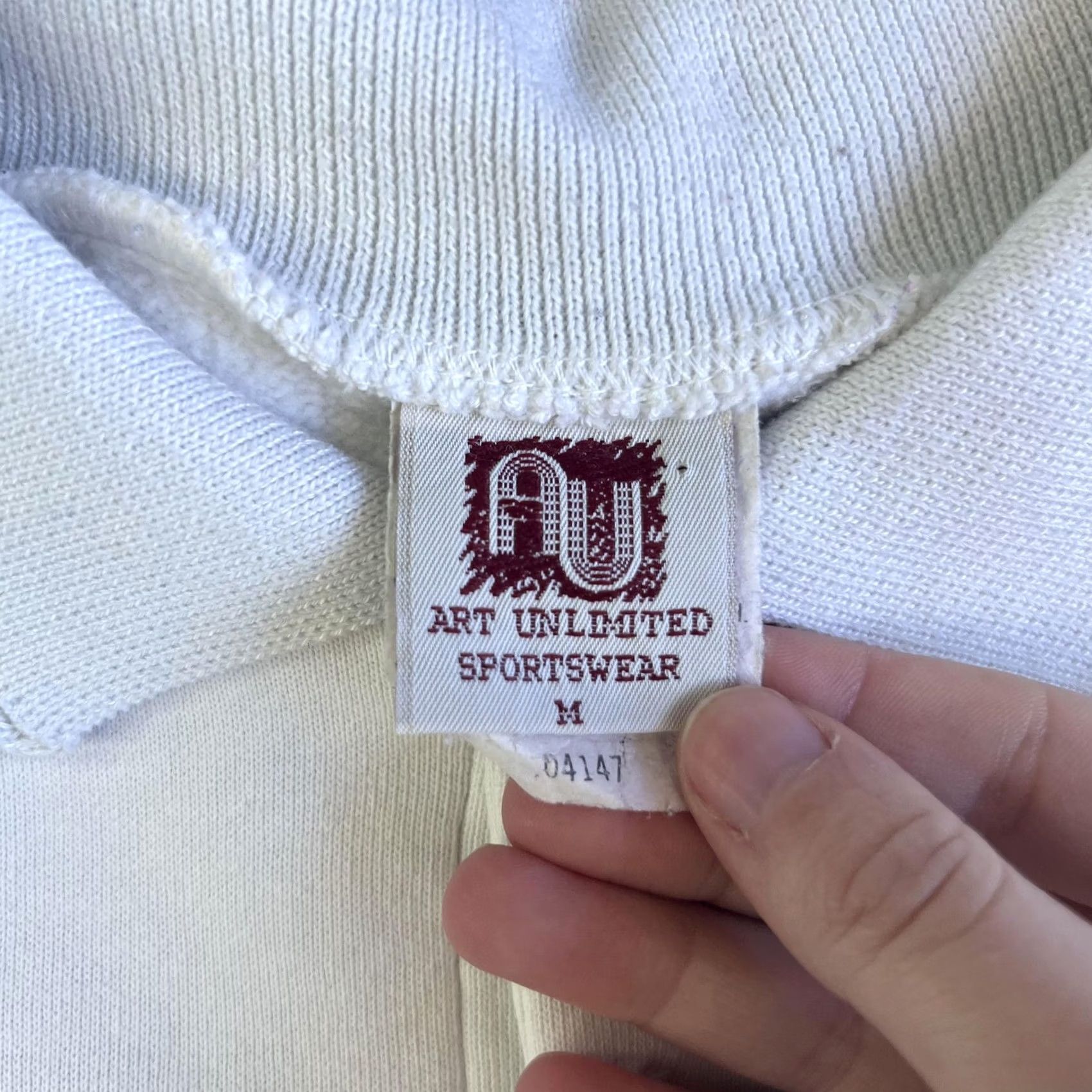 Vintage VINTAGE Art Unlimited Sweatshirt Womens Medium White Winter Scene Horse 90s Size M / US 6-8 / IT 42-44 - 3 Thumbnail