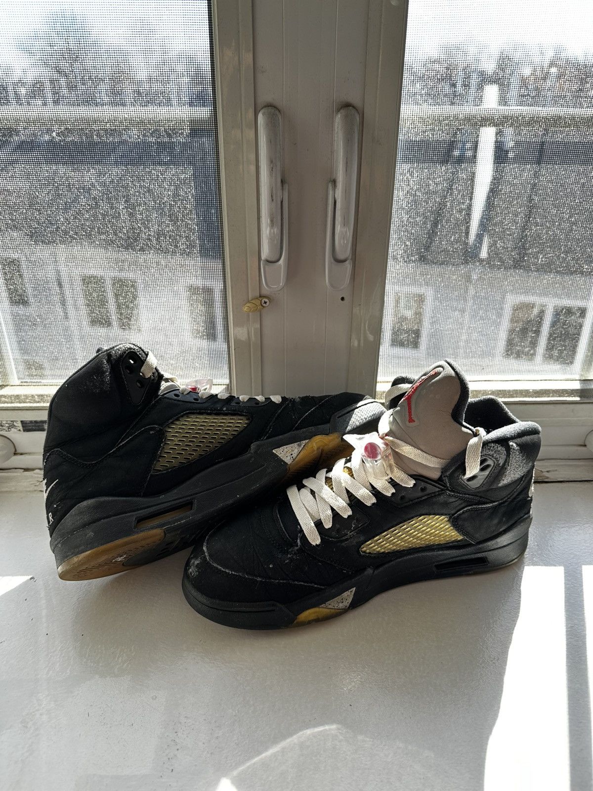Jordan Brand Air Jordan 5 Retro OG ‘Black Metallic’ 2016 Size US 9.5 / EU 42-43 - 2 Thumbnail