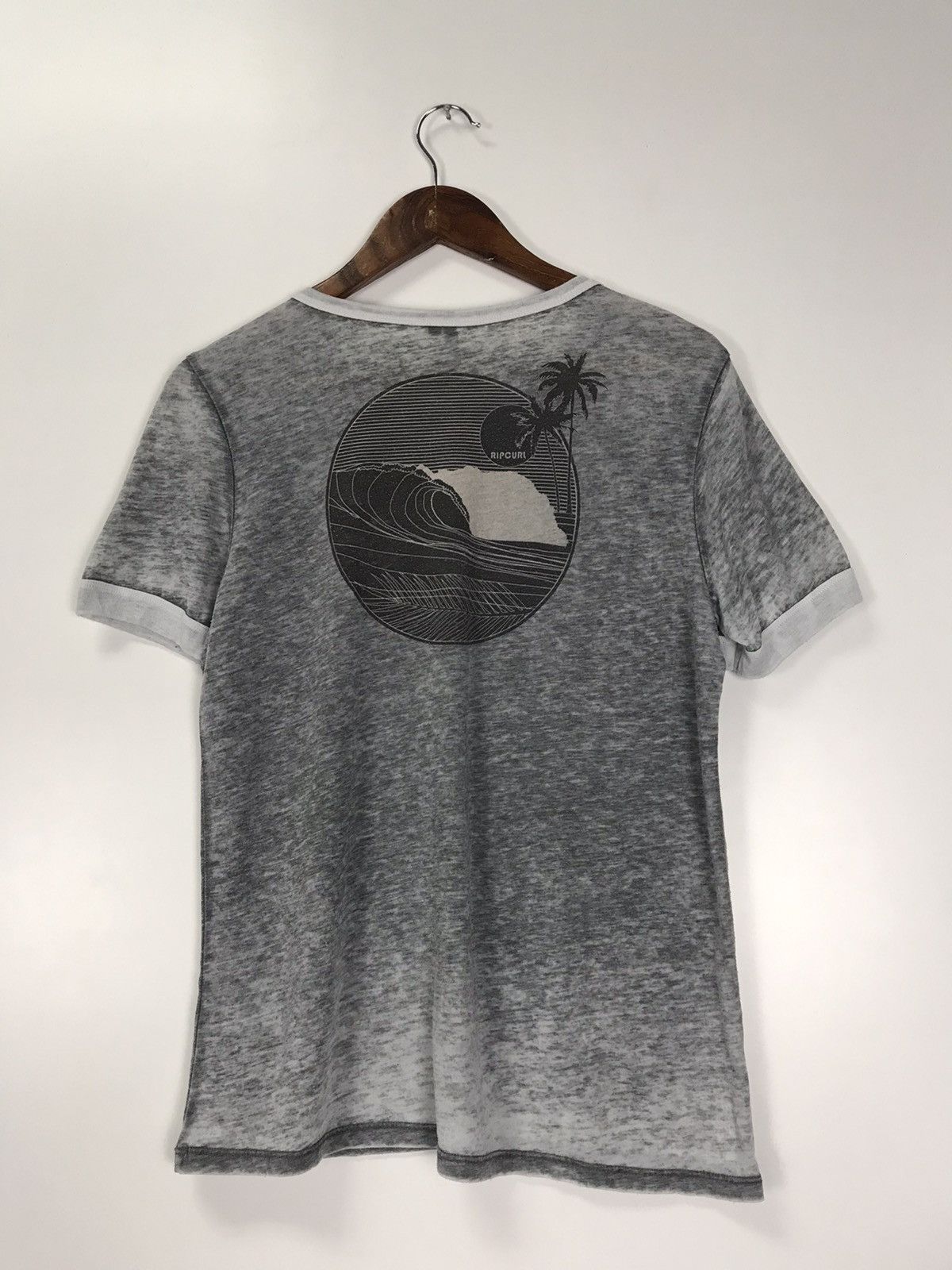 Ripcurl Ripcurl Womens tee Size L / US 10 / IT 46 - 2 Thumbnail