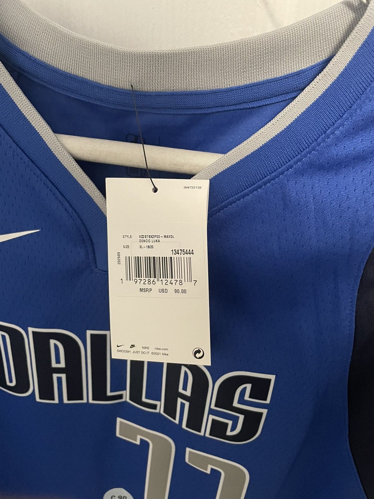 Nike Luka Doncic Dallas Jersey Size US XL / EU 56 / 4 - 5 Thumbnail