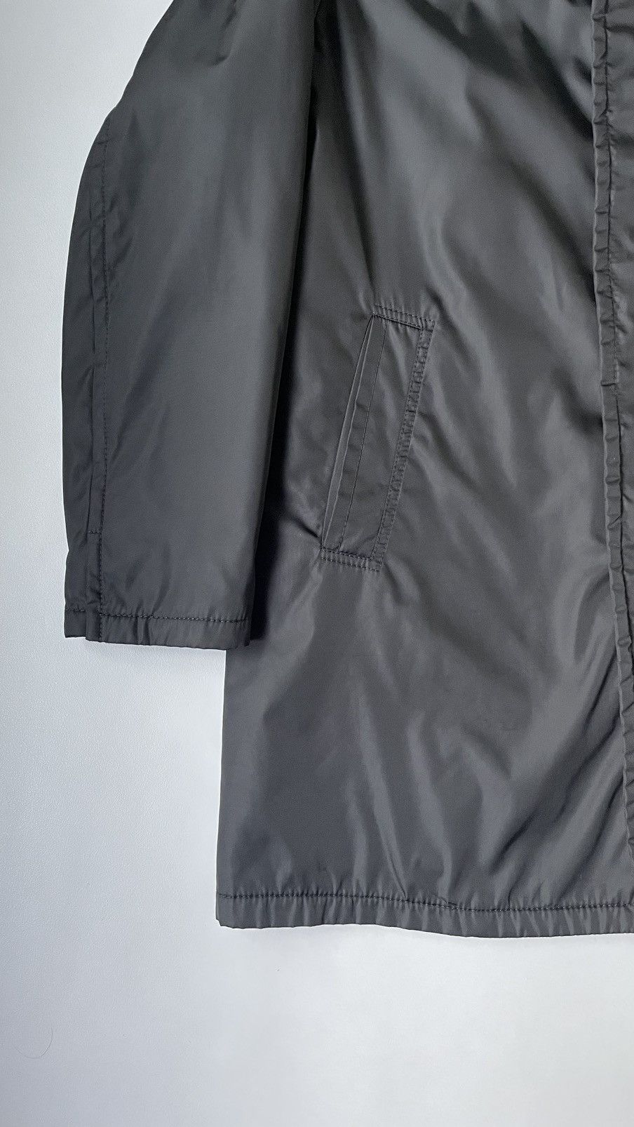 Prada A/W 11 Black Nylon Mac Zip Overcoat Size US L / EU 52-54 / 3 - 6 Thumbnail