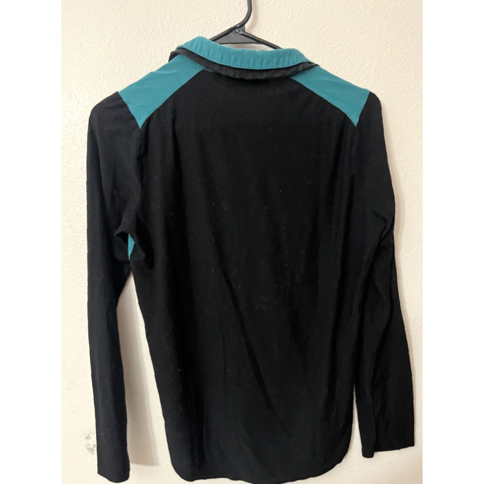 Vera Wang Vera Wang Princess Shirt Blouse Women L Green Princess Shirt Women L Green Vera Wang Size L / US 10 / IT 46 - 3 Thumbnail