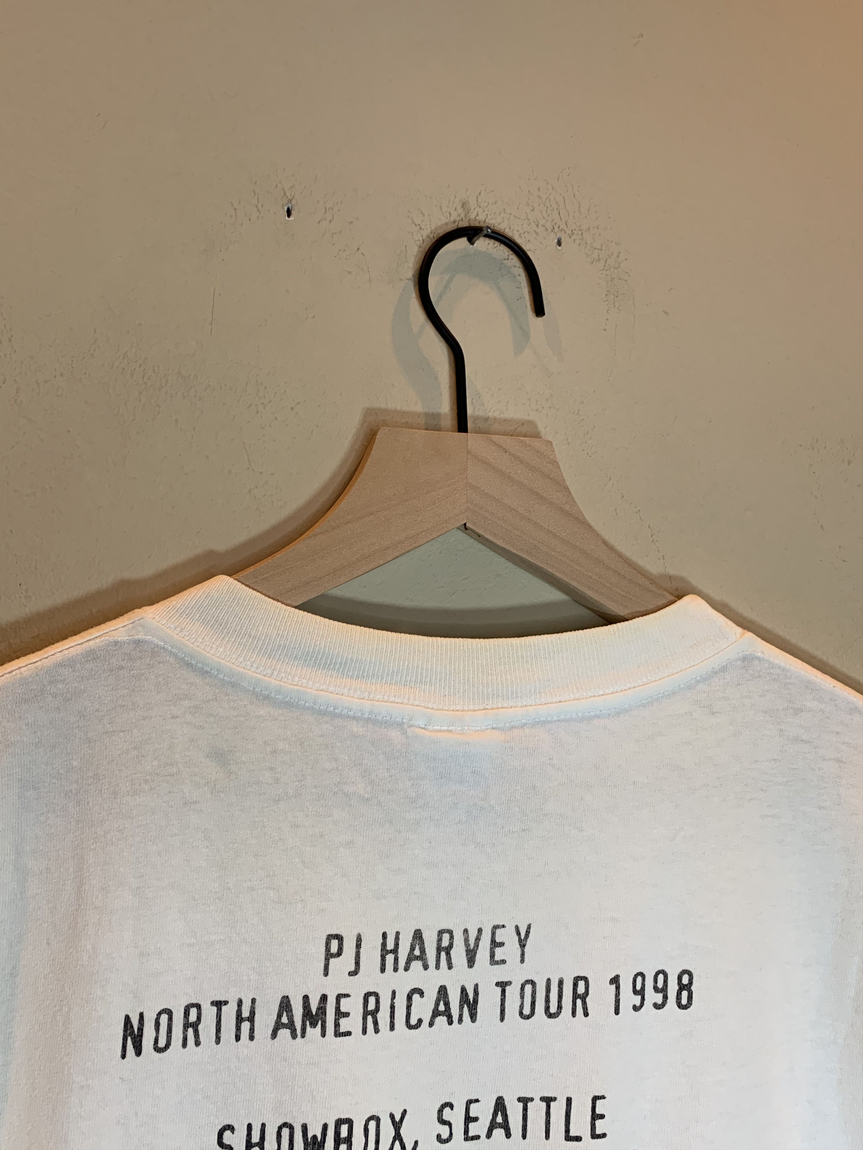 Band Tees *RARE* Vintage 90’s PJ Harvey Tour Single Stitch T-Shirt Size US XL / EU 56 / 4 - 8 Thumbnail