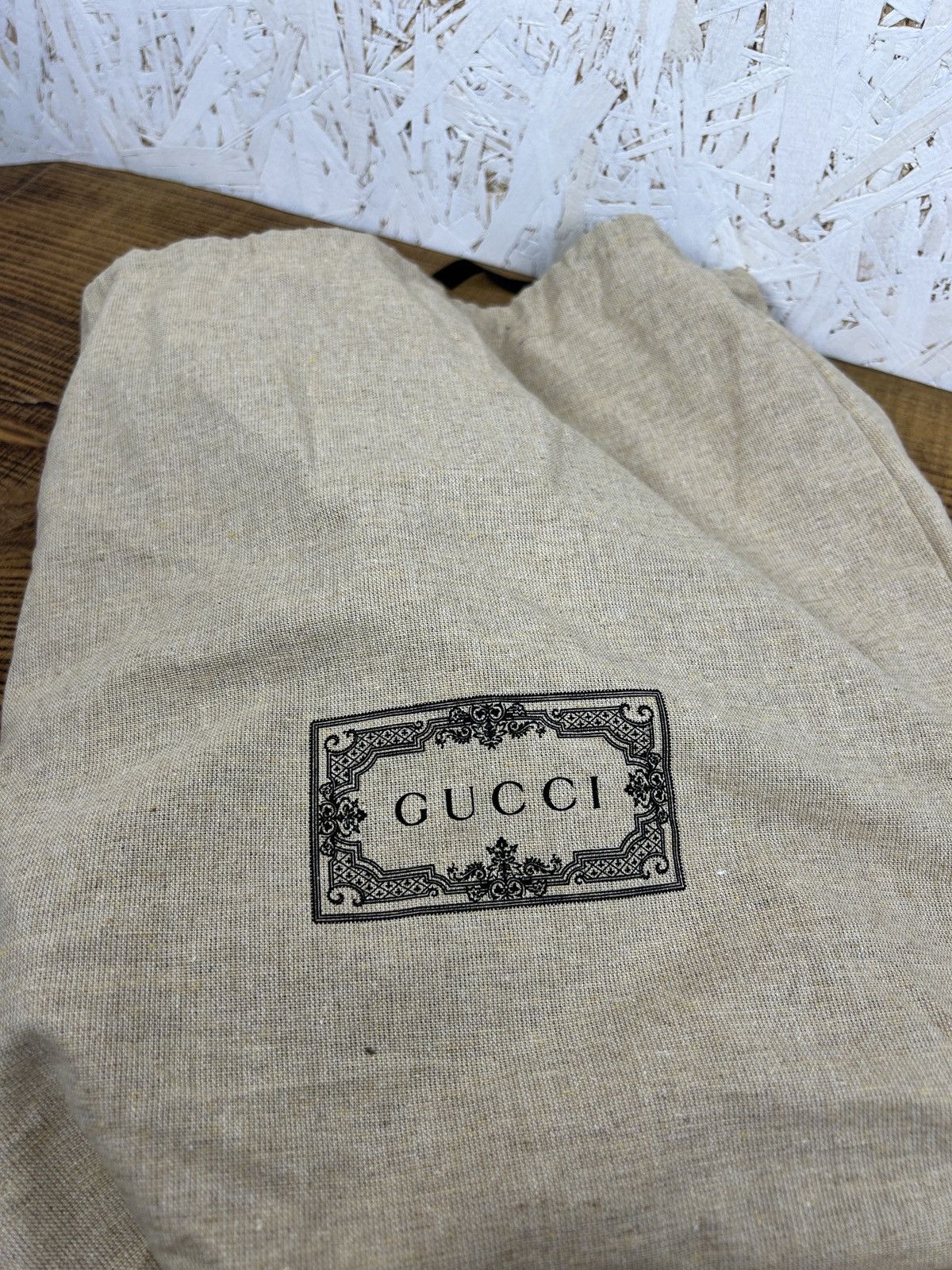 Gucci BNWT Gucci GG Supreme Check Reversible Bucket Hat Size ONE SIZE - 14 Thumbnail