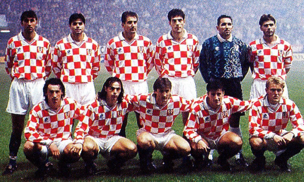Lotto Sport Vintage Croatia 1992-1995 HNS Lotto Soccer Jersey XL World Size US XL / EU 56 / 4 - 16 Thumbnail