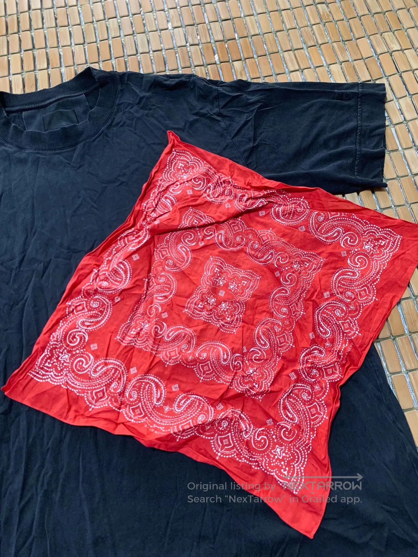 Givenchy Givenchy Bandana Patch Distressed Short Sleeve. Size US S / EU 44-46 / 1 - 3 Thumbnail