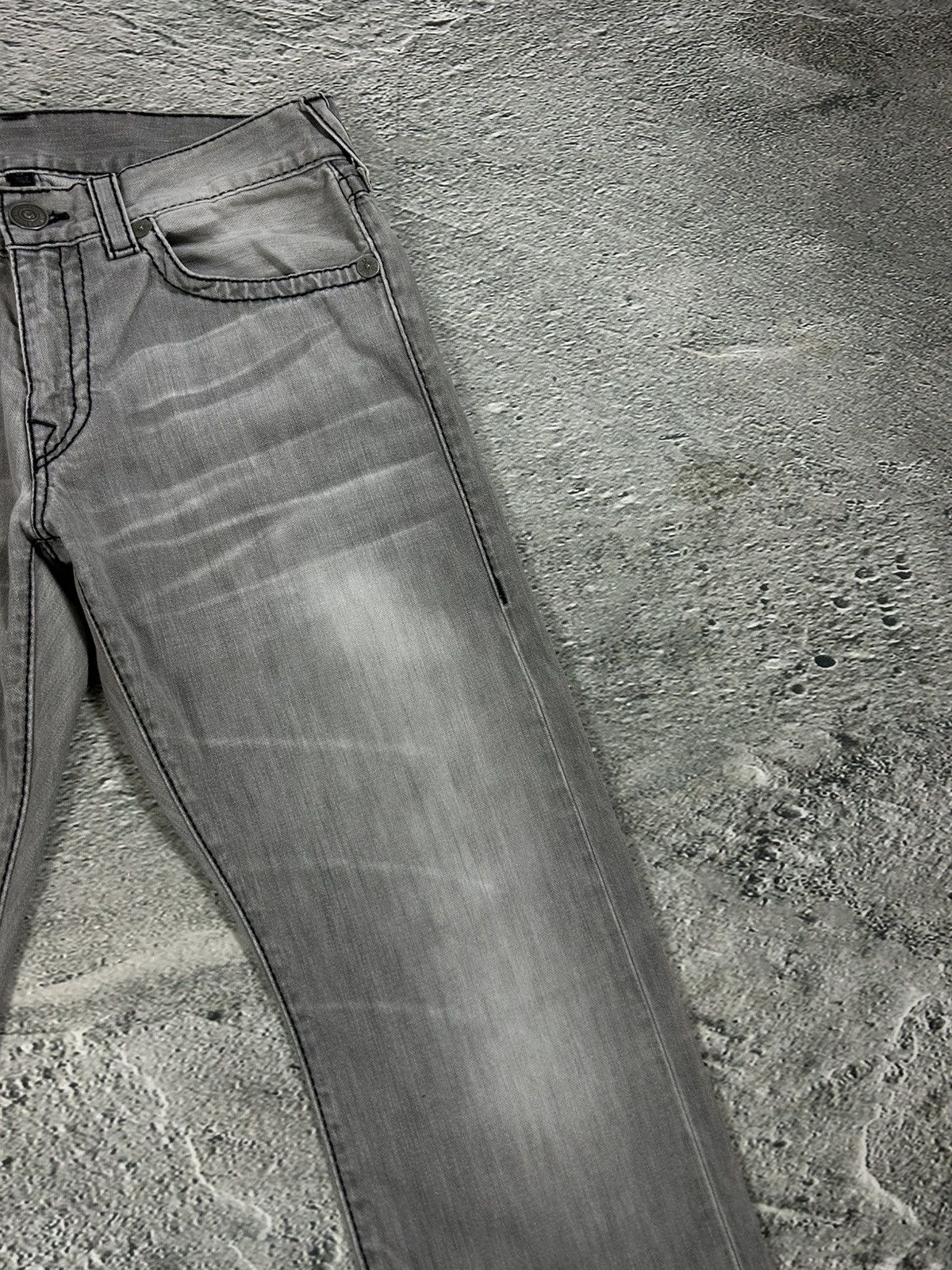 True Religion True Religion jeans grey black thick stitching Ricky Size US 33 - 9 Thumbnail