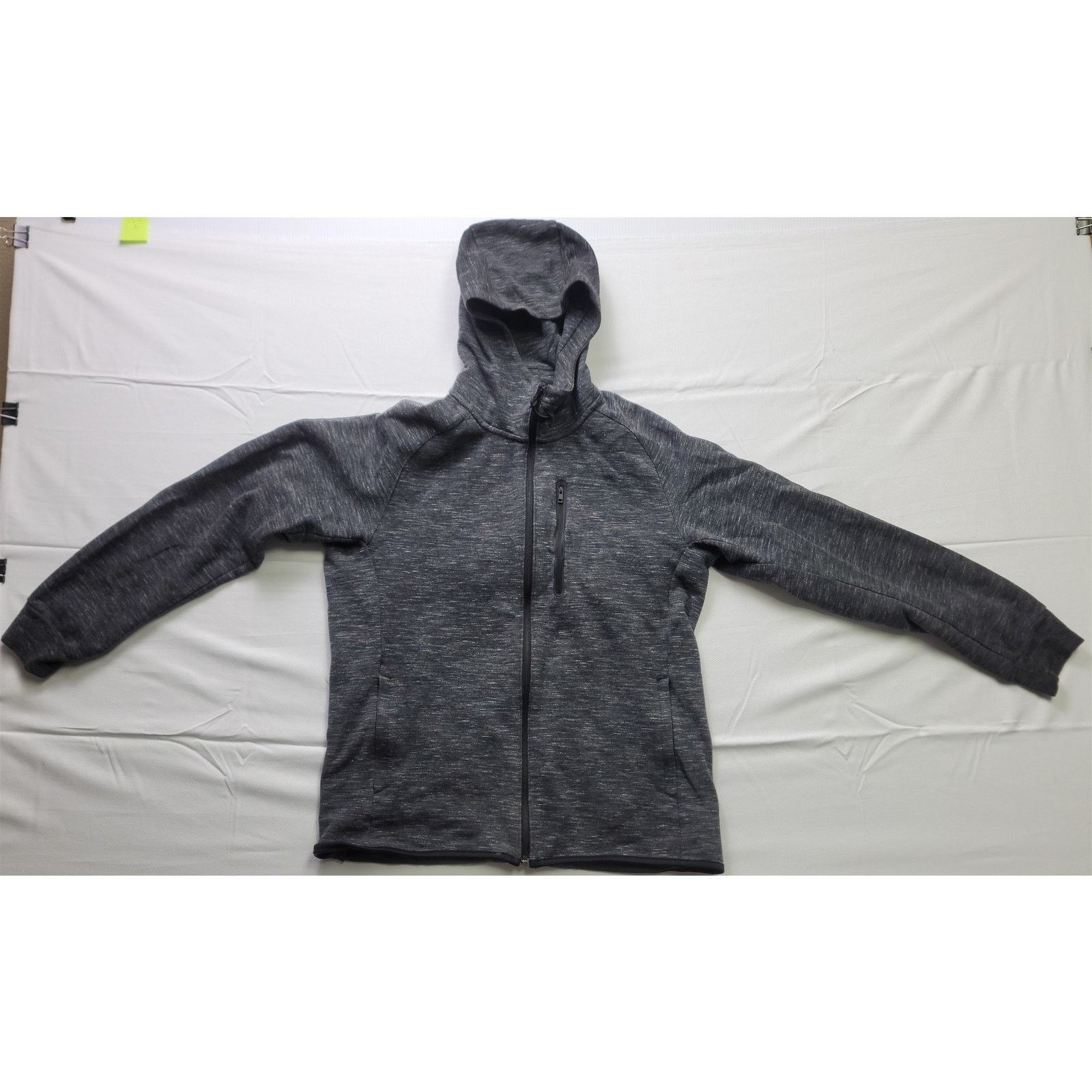 Uniqlo Uniqlo Women's Large Zipper Hoodie Jacket Gray Size L / US 10 / IT 46 - 1 Thumbnail