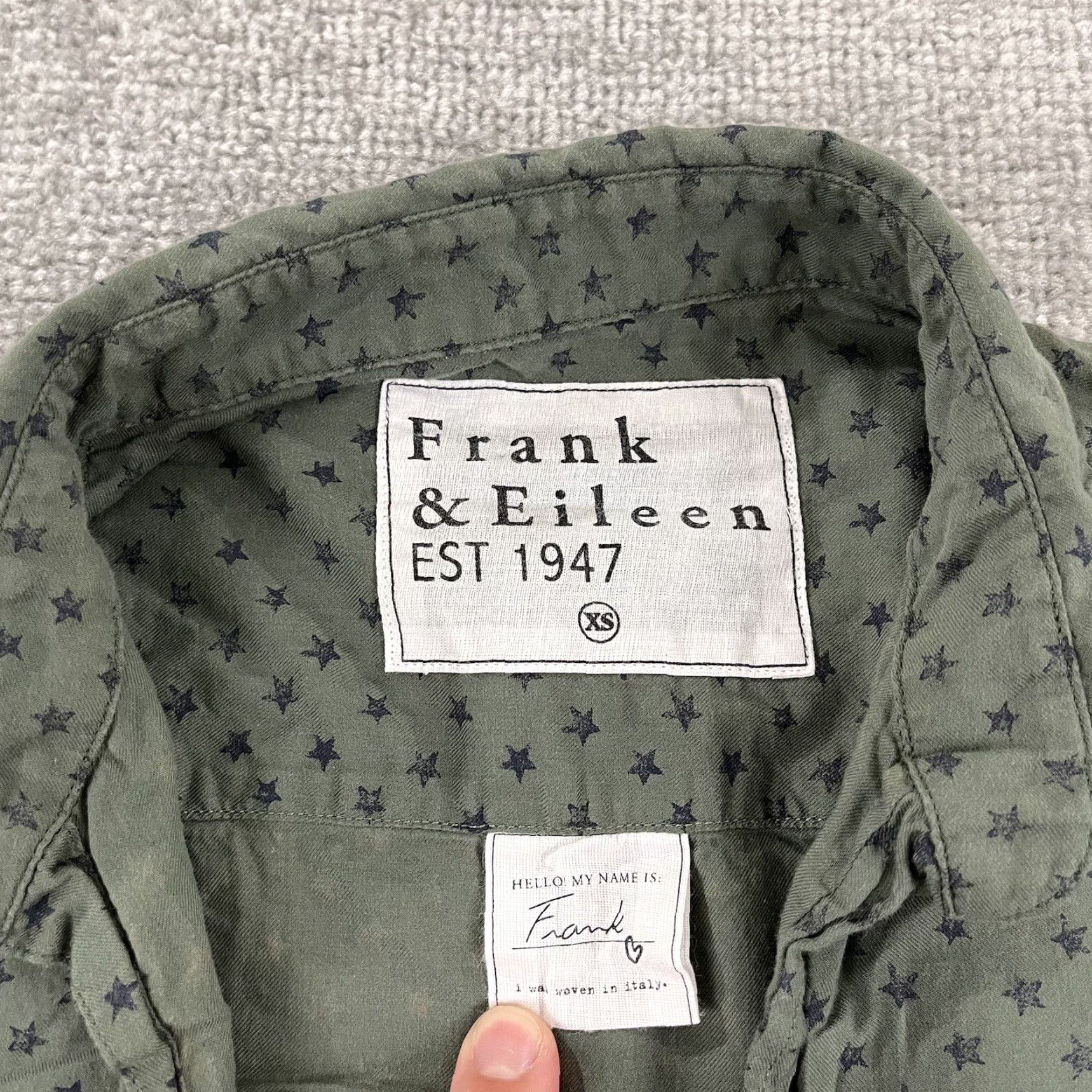 Frank & Eileen FRANK & EILEEN Frank Shirt Womens XS Green Star Button Up Top Featherweight L/S Shirt Womens XS Green Star Button Up Top Featherweight L/S Size XS / US 0-2 / IT 36-38 - 2 Thumbnail
