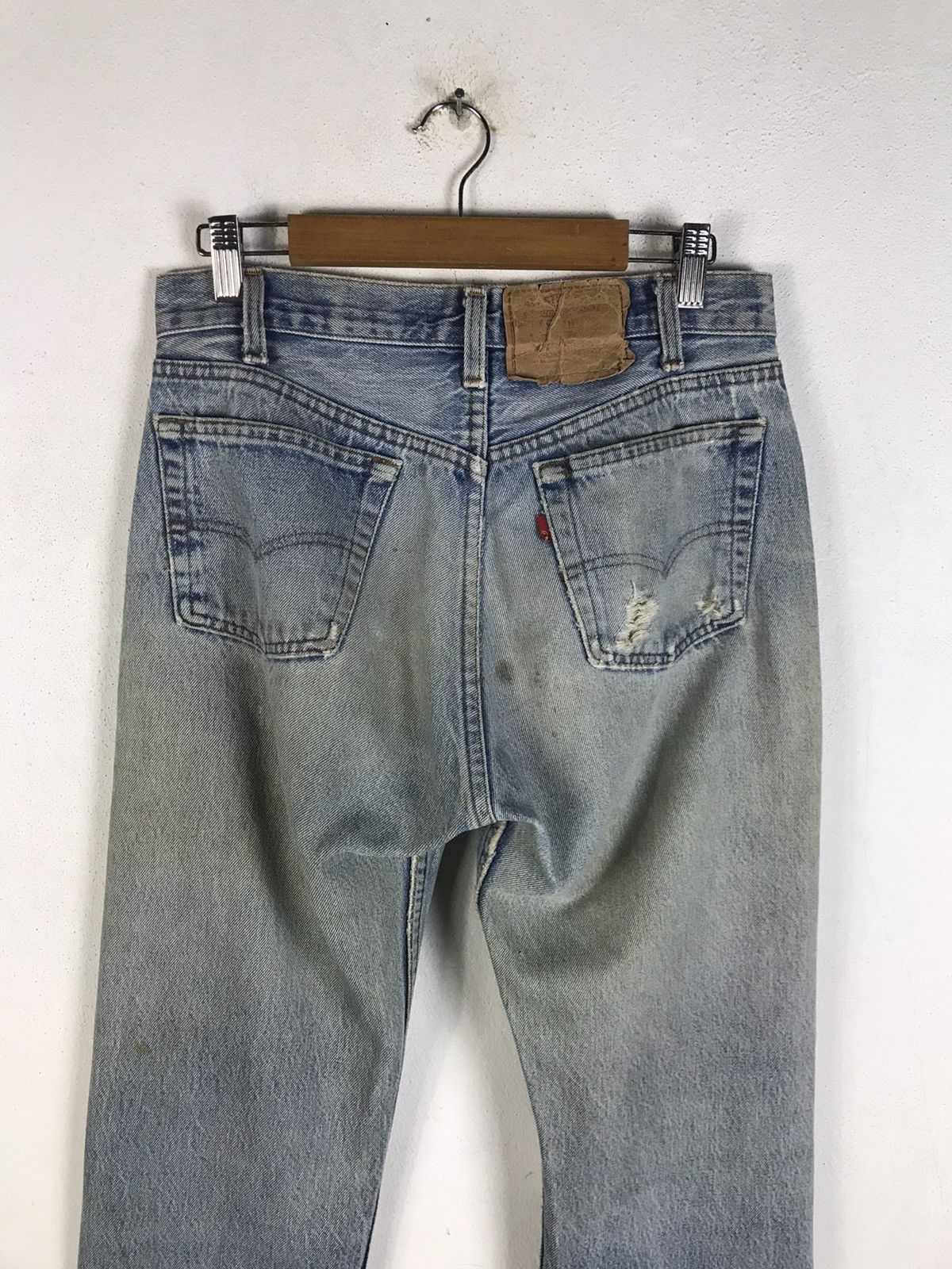 Levi's Thrashed Vintage 80s Levi’s 501 Denim Jeans Made in USA Size US 29 - 10 Thumbnail