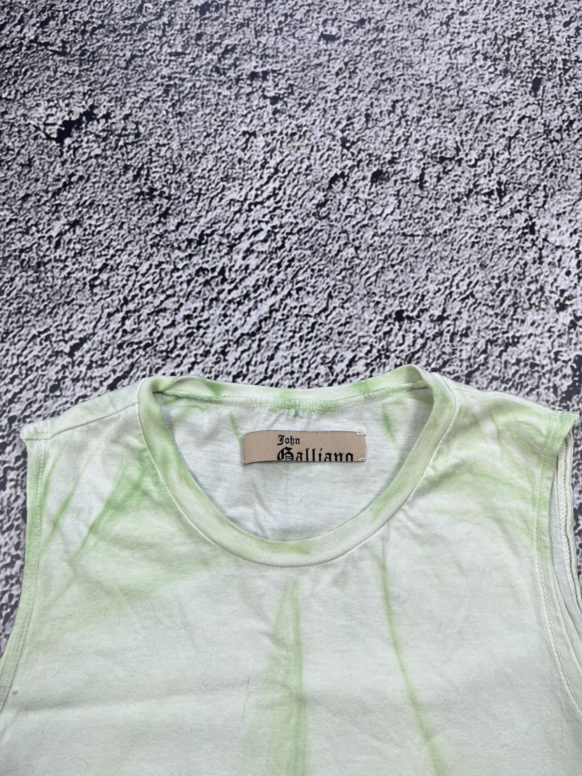 John Galliano Vintage John Galliano logo tie dye tank top size 8 Size S / US 4 / IT 40 - 4 Thumbnail