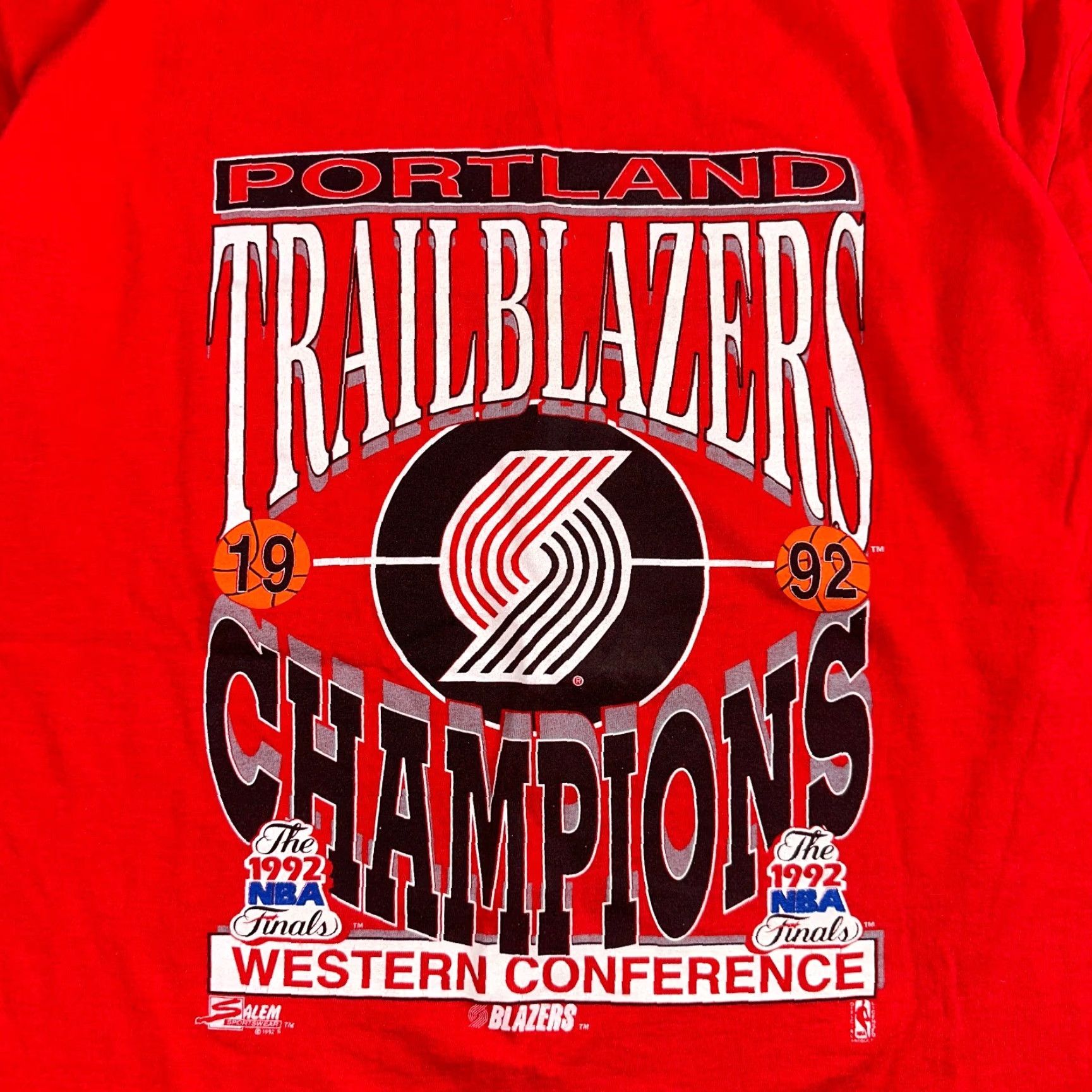 NBA VINTAGE Portland Trail Blazers NBA Finals T-Shirt 1992 Men XL Red Graphic 90s Basketball USA Size US XL / EU 56 / 4 - 2 Thumbnail