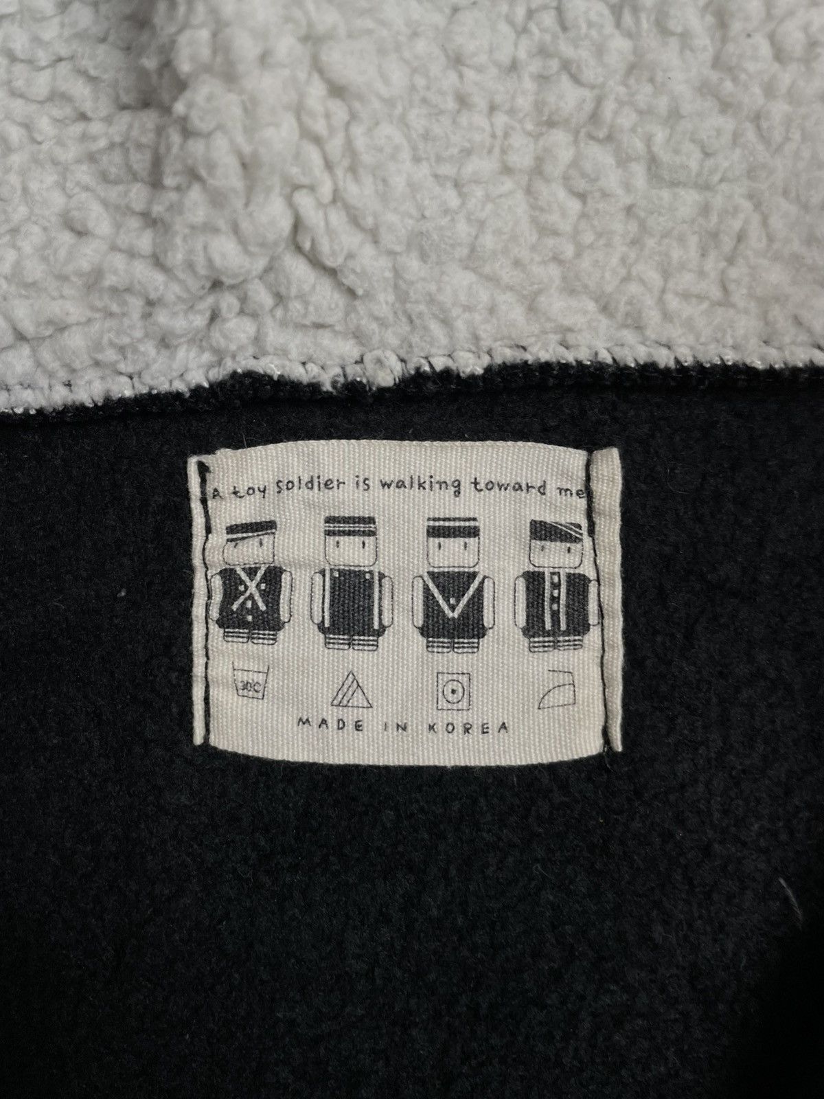 Le Grande Bleu (L.G.B.) Marshal Frank Zip Black Fur Hoodie Size US S / EU 44-46 / 1 - 4 Thumbnail