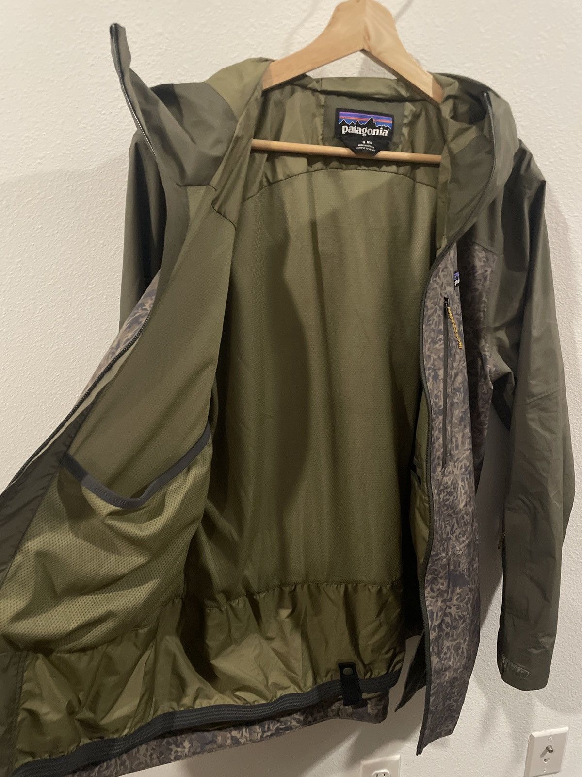 Patagonia Camo Patagonia Snowboard Jacket Size US S / EU 44-46 / 1 - 4 Thumbnail