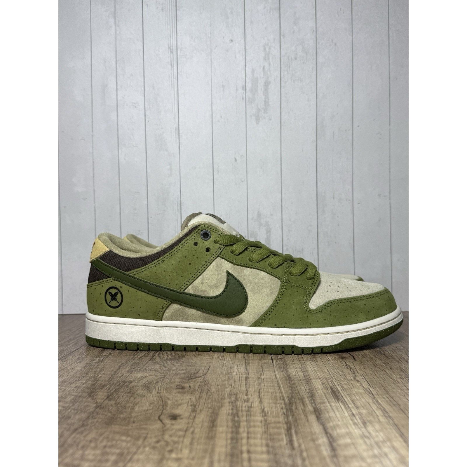 Nike Nike Yuto Horigome x Dunk SB Low "Matcha" HF8022-300 Size US 12 / EU 45 - 2 Thumbnail