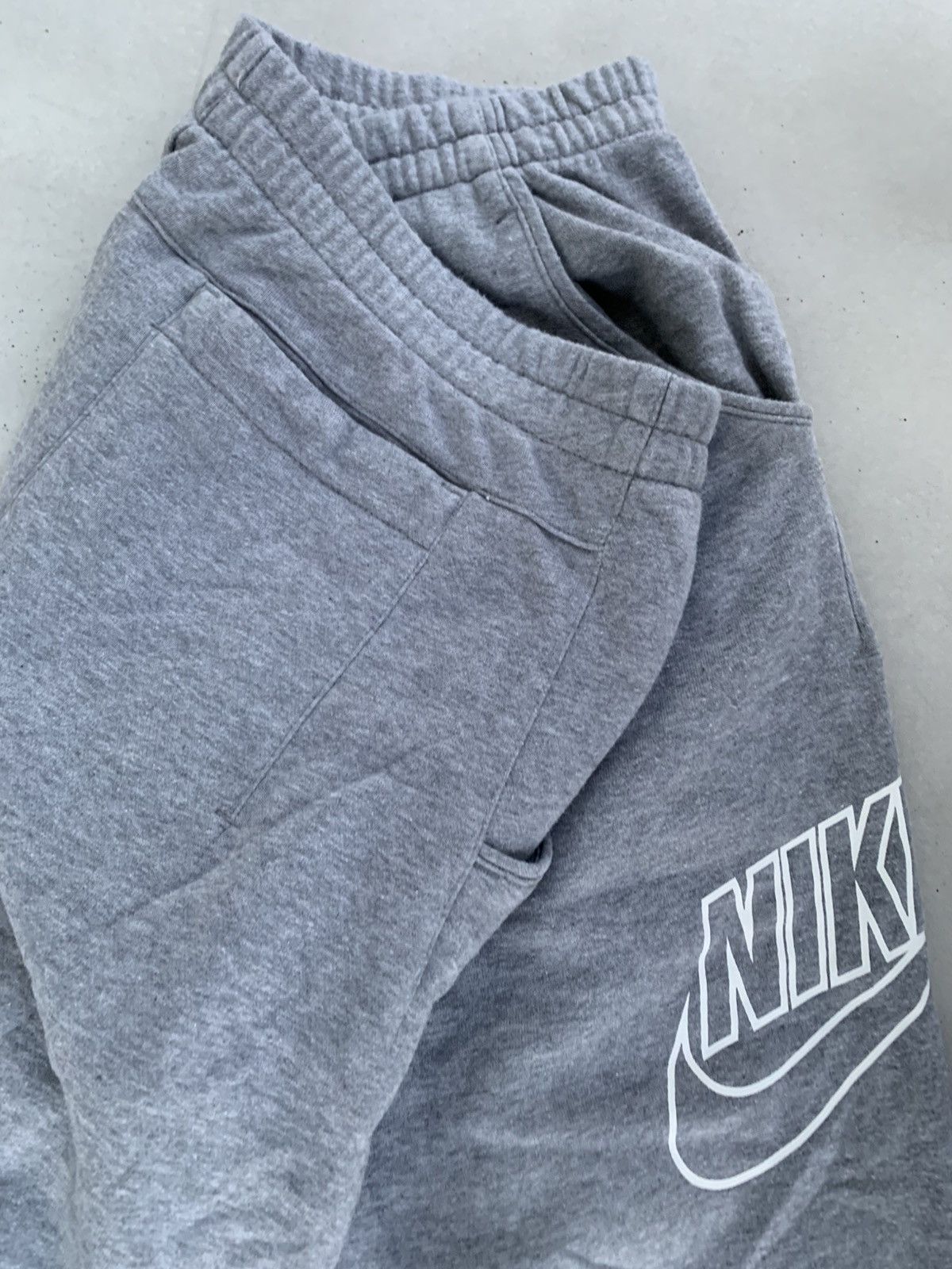 Nike Nike Sweatpants Vintage Baggy Fit Sk8 Style Streetwear Size US 34 / EU 50 - 8 Thumbnail