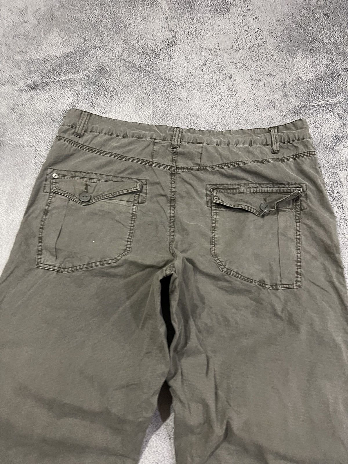 Vintage Vintage Y2k Cargo Multi Pocket Avant Garde Olive Pants 00’s Size US 40 / EU 56 - 12 Thumbnail