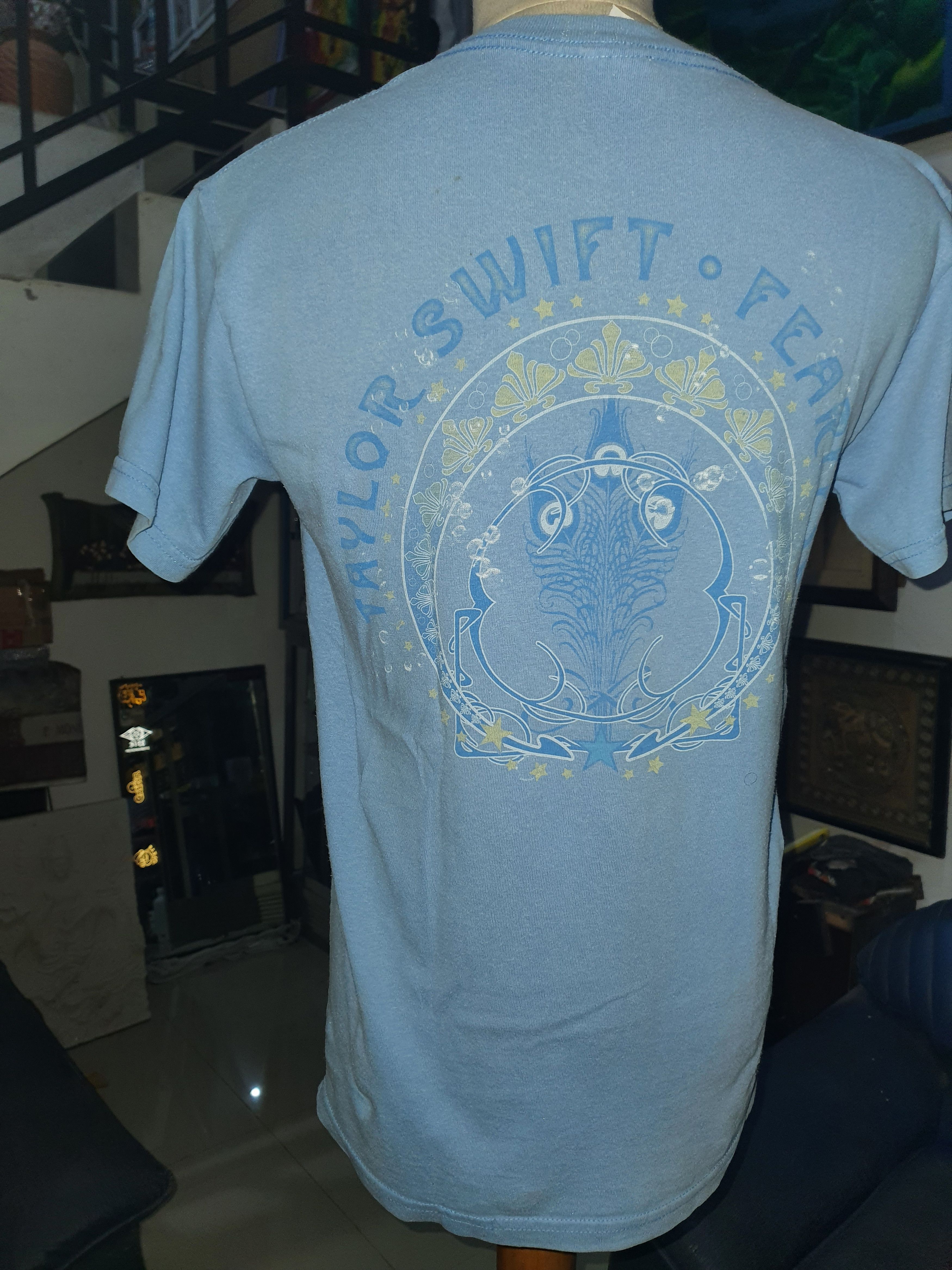 Band Tees 🌹 Taylor swift Madonna Mariah Carey Rap Tees Lady gaga Size S / US 4 / IT 40 - 6 Thumbnail