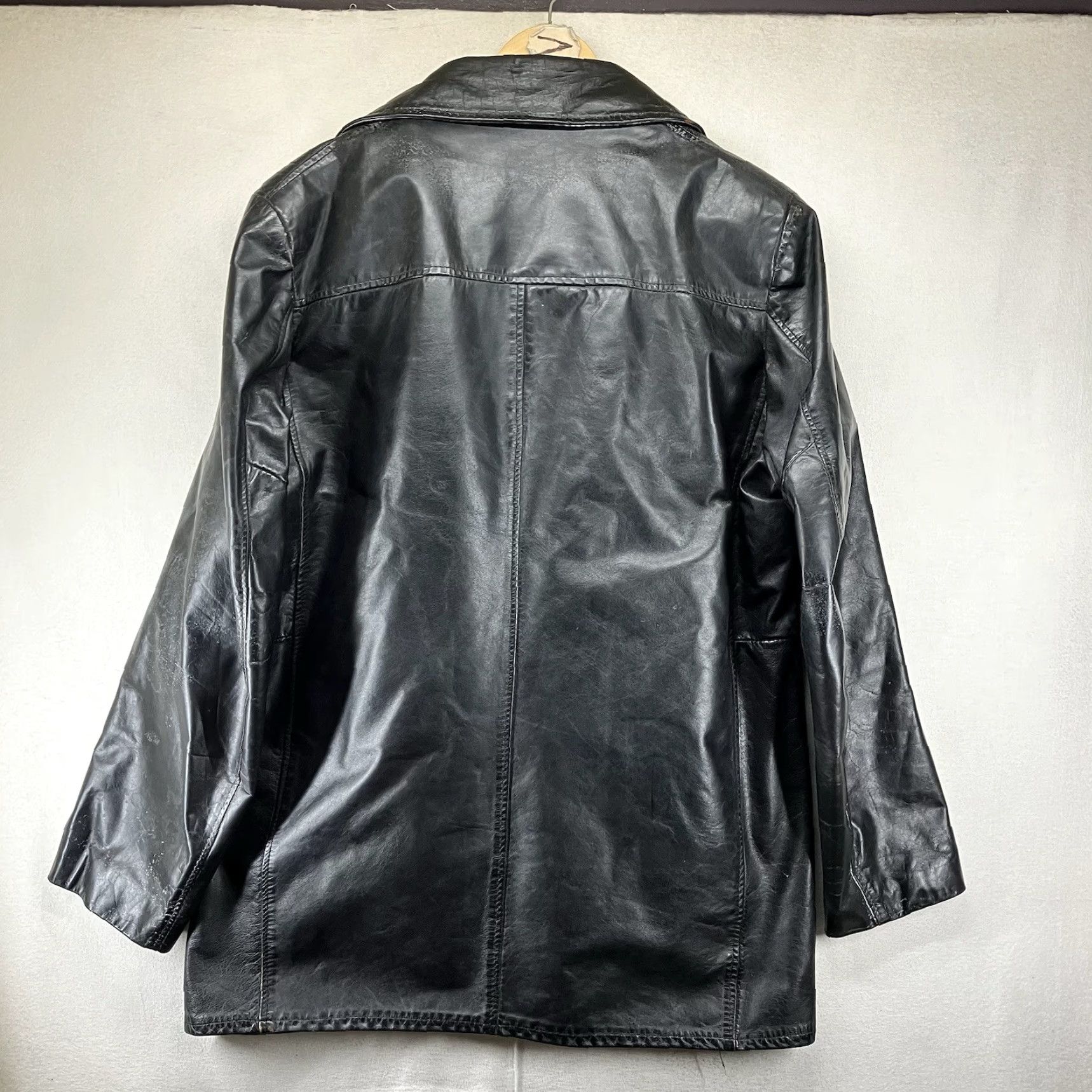 Vintage VINTAGE Montgomery Ward Leather Jacket Bomber Jacket Mens 40R Black Sherpa Lined Mid-Length Pockets Button-Down Collar Size US XXS / EU 40 - 2 Thumbnail
