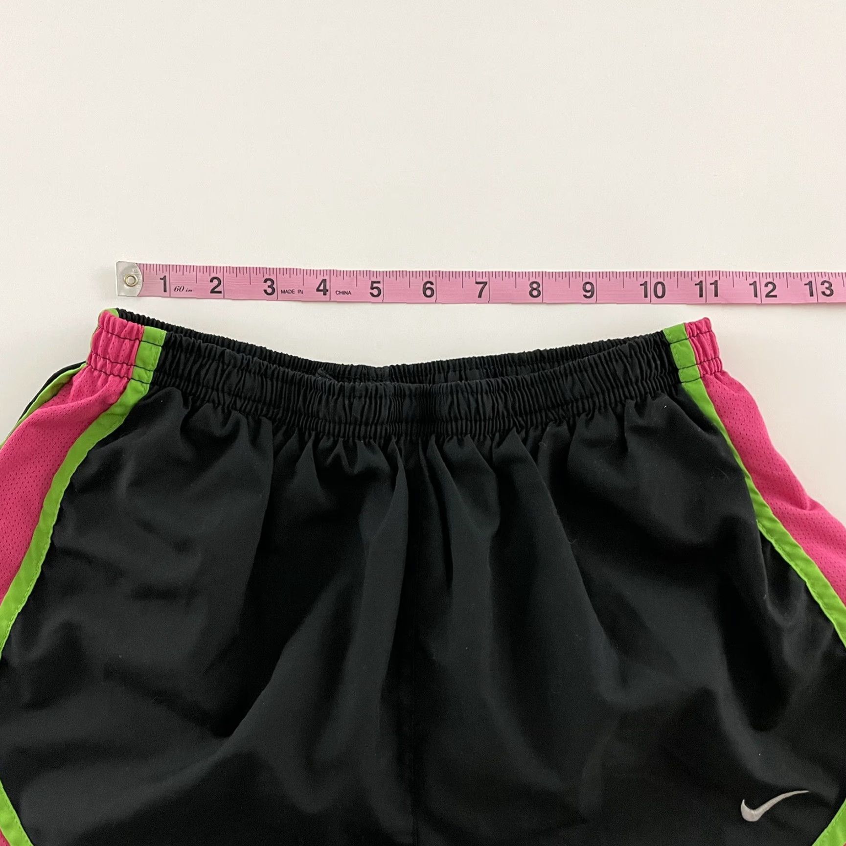 Nike Nike Dri-Fit Lined Athletic Running Shorts Women's Black Pink Green S Shorts Nike Women Athletic Activewear Shorts) Size 28" / US 6 / IT 42 - 4 Thumbnail