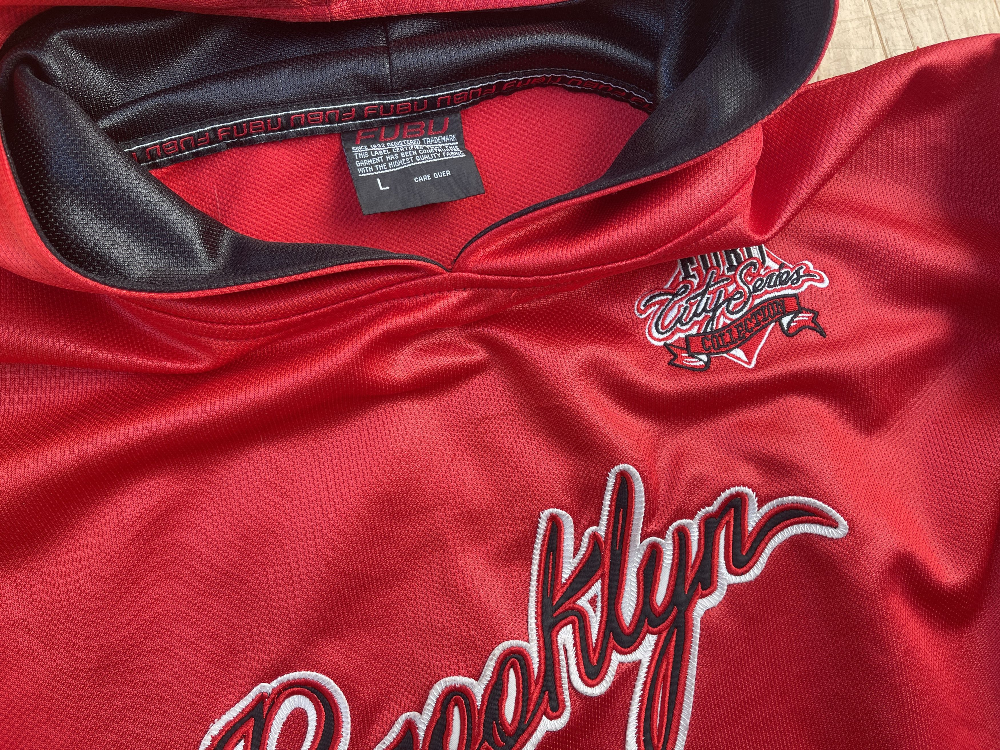 Fubu FUBU hoodie, Brooklyn t-shirt vintage New York City Series L Size US L / EU 52-54 / 3 - 17 Thumbnail