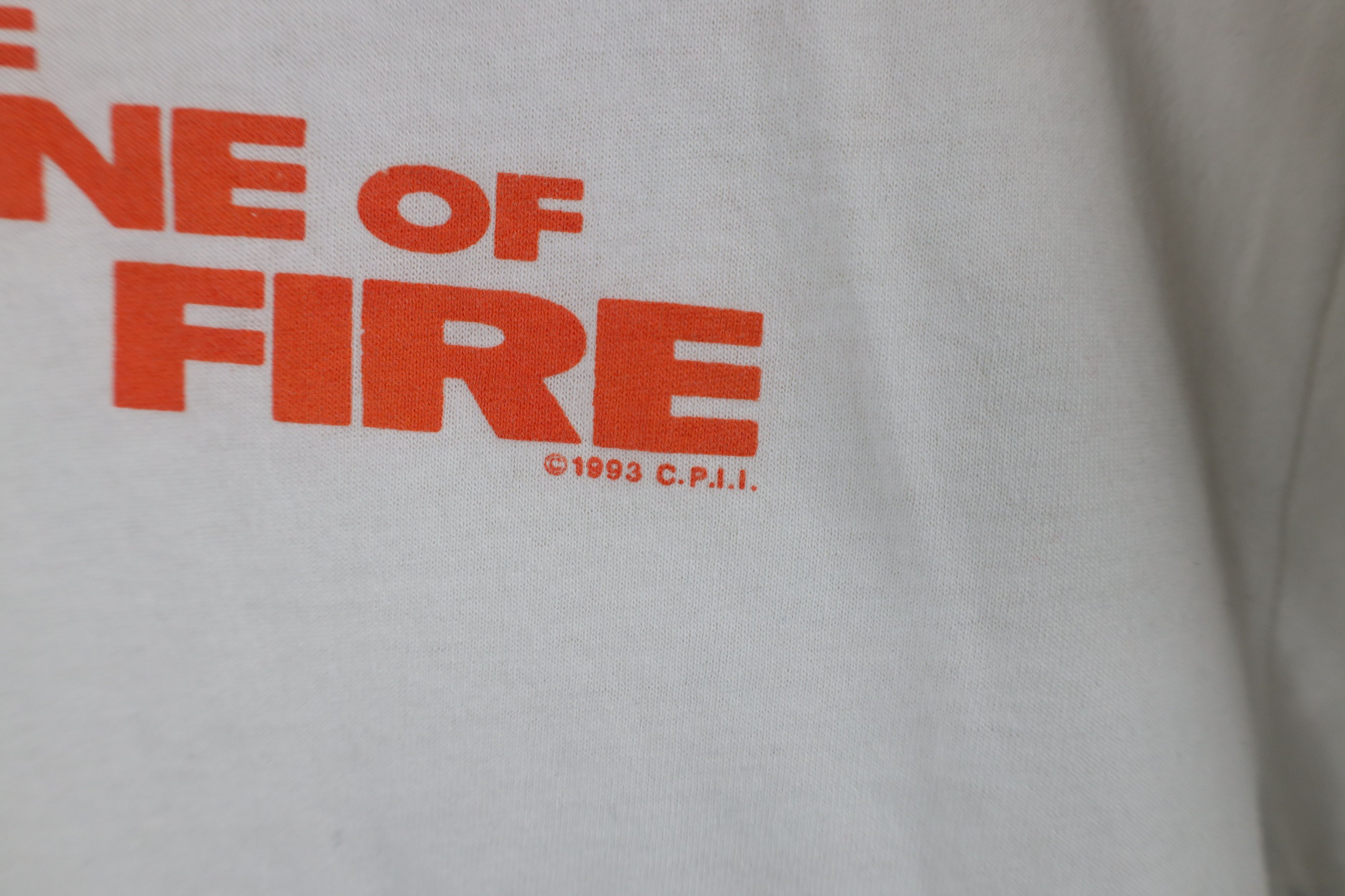 Vintage Vintage 90s Clint Eastwood In The Line of Fire Movie T-Shirt Size US XL / EU 56 / 4 - 5 Thumbnail