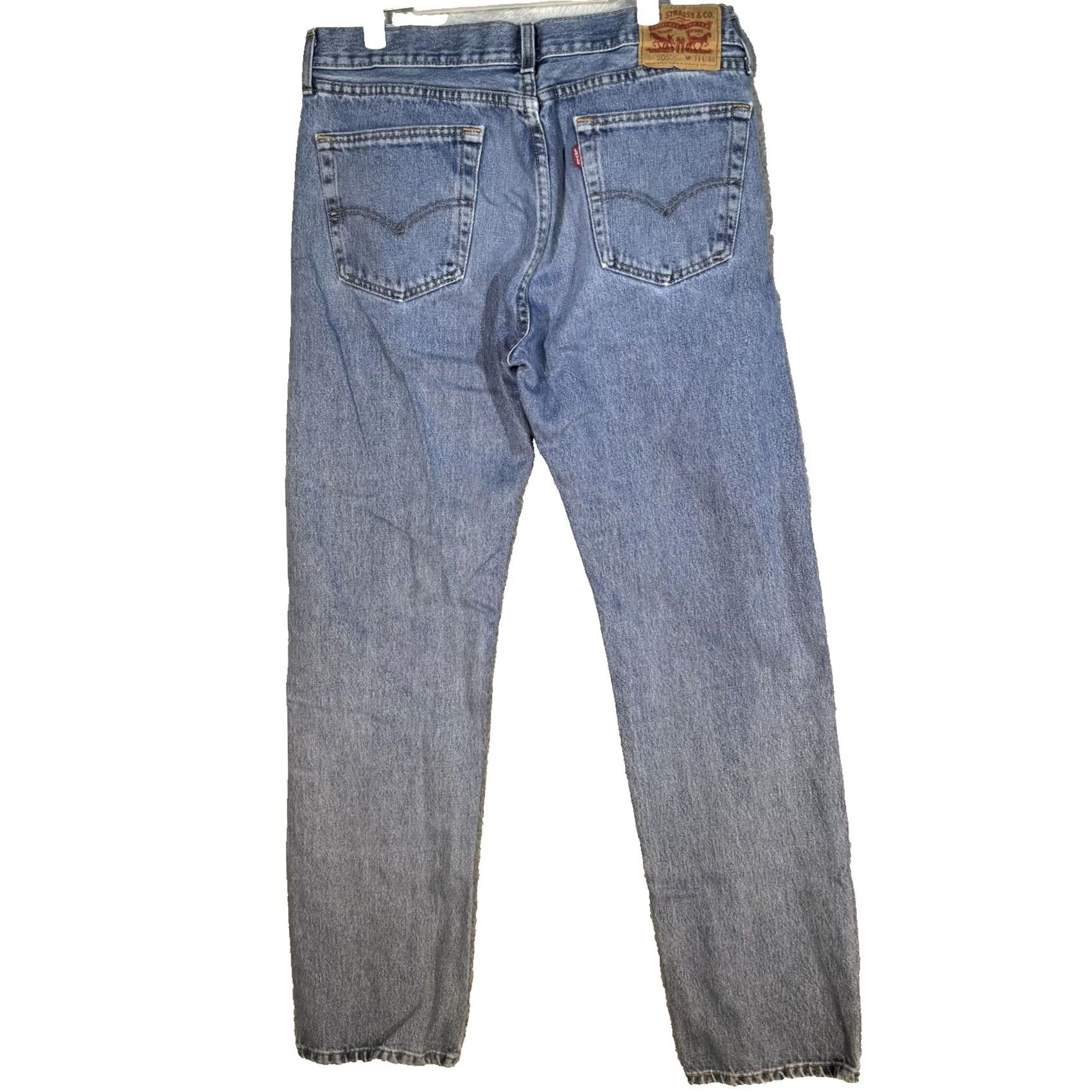 Levi's VINTAGE Levis 505 Jeans Mens 34x34 Blue Straight Leg Denim Medium Wash Classic Zip Fly Size US 34 / EU 50 - 2 Thumbnail