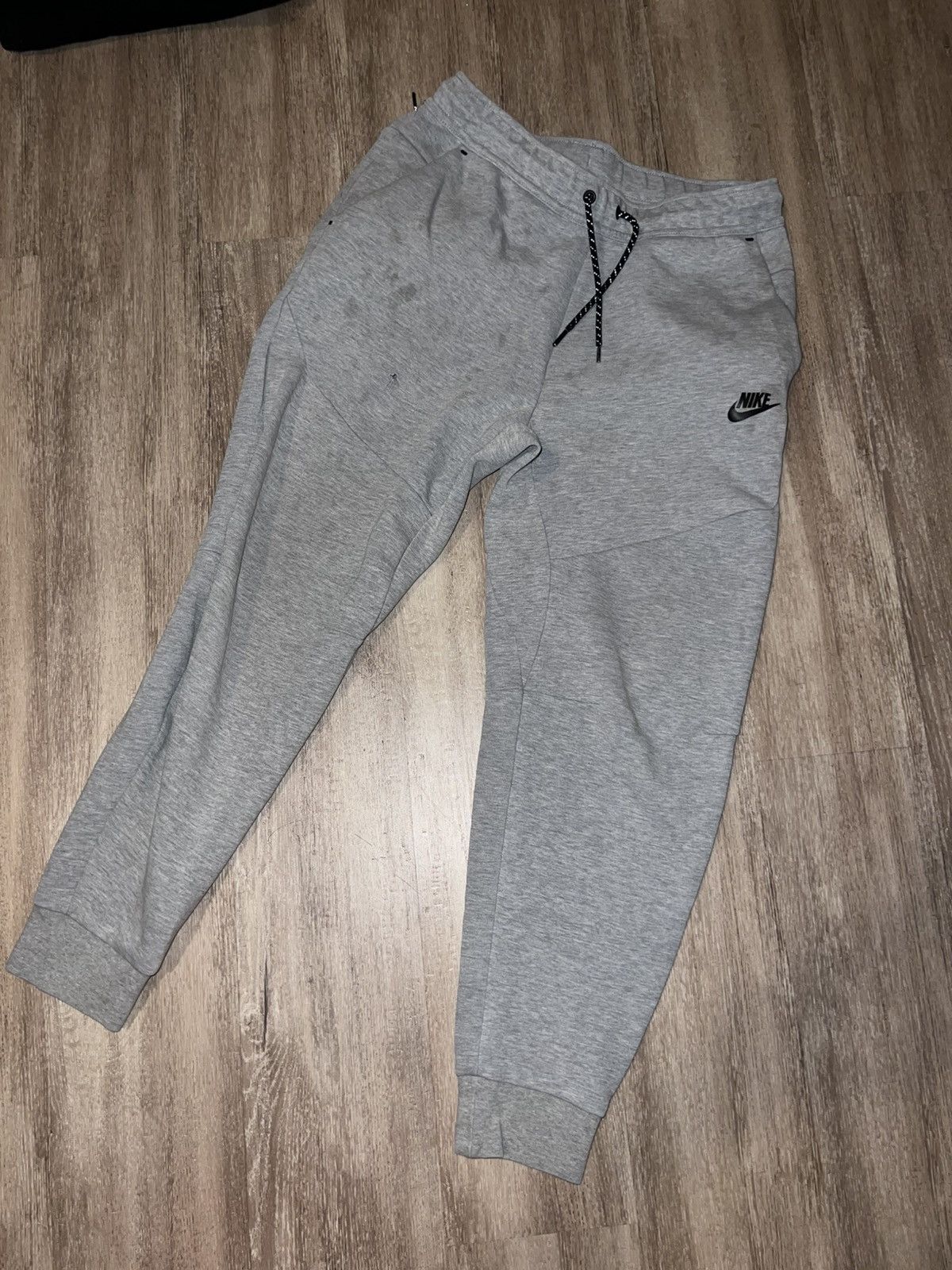 Nike Nike Tech Sweatpants Size US 29 - 4 Thumbnail