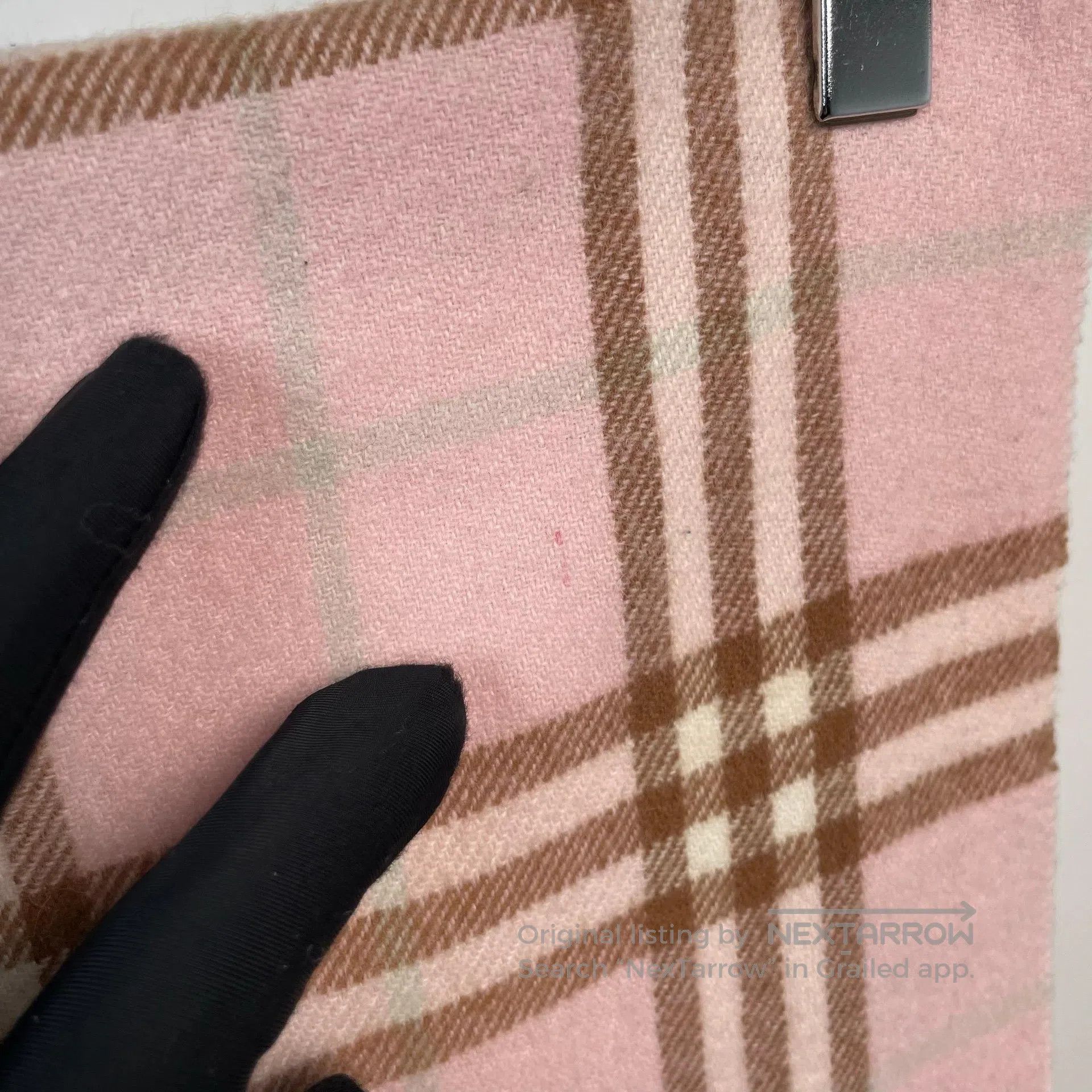 Burberry Burberry Scarf Soft Cherry Blossom Pink| Size ONE SIZE - 7 Thumbnail