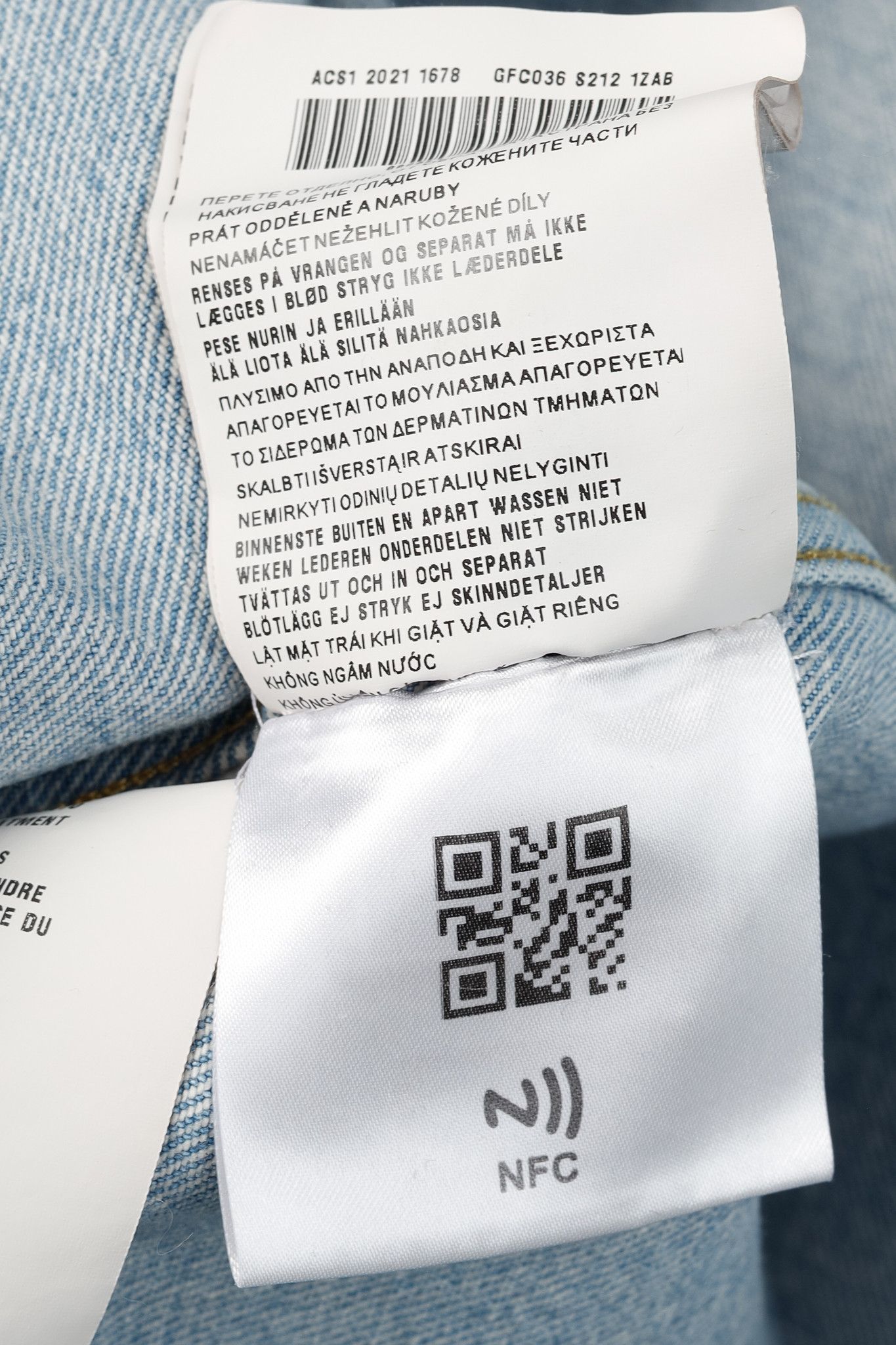 Prada Prada Bleu Distressed Oversized Organic Denim Shirt Size XS / US 0-2 / IT 36-38 - 17 Thumbnail