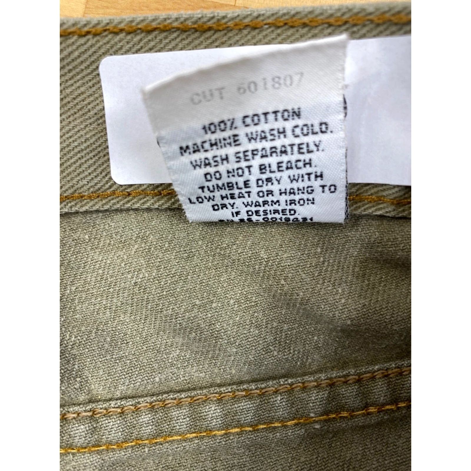 Vintage VINTAGE LEI Shorts Bermuda 5 Pocket High Rise Cuffed Women’s Green Denim 25 in Waist Size 11 Distress 2610 Size 42" / US 20 - 4 Thumbnail