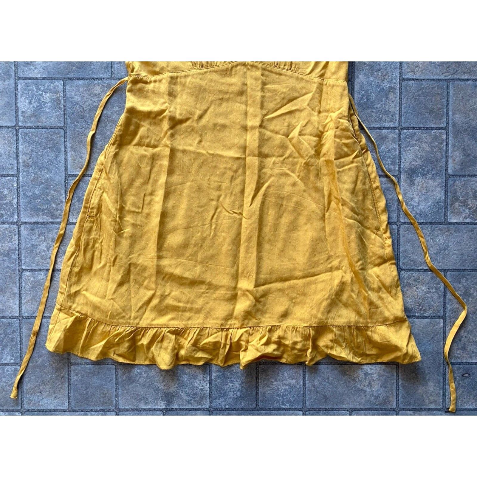 Abercrombie & Fitch Abercrombie & Fitch Women's Yellow Sleeveless Dress Top S Dress Sleeveless Women Small/Yellow See Photos Size S / US 4 / IT 40 - 2 Thumbnail