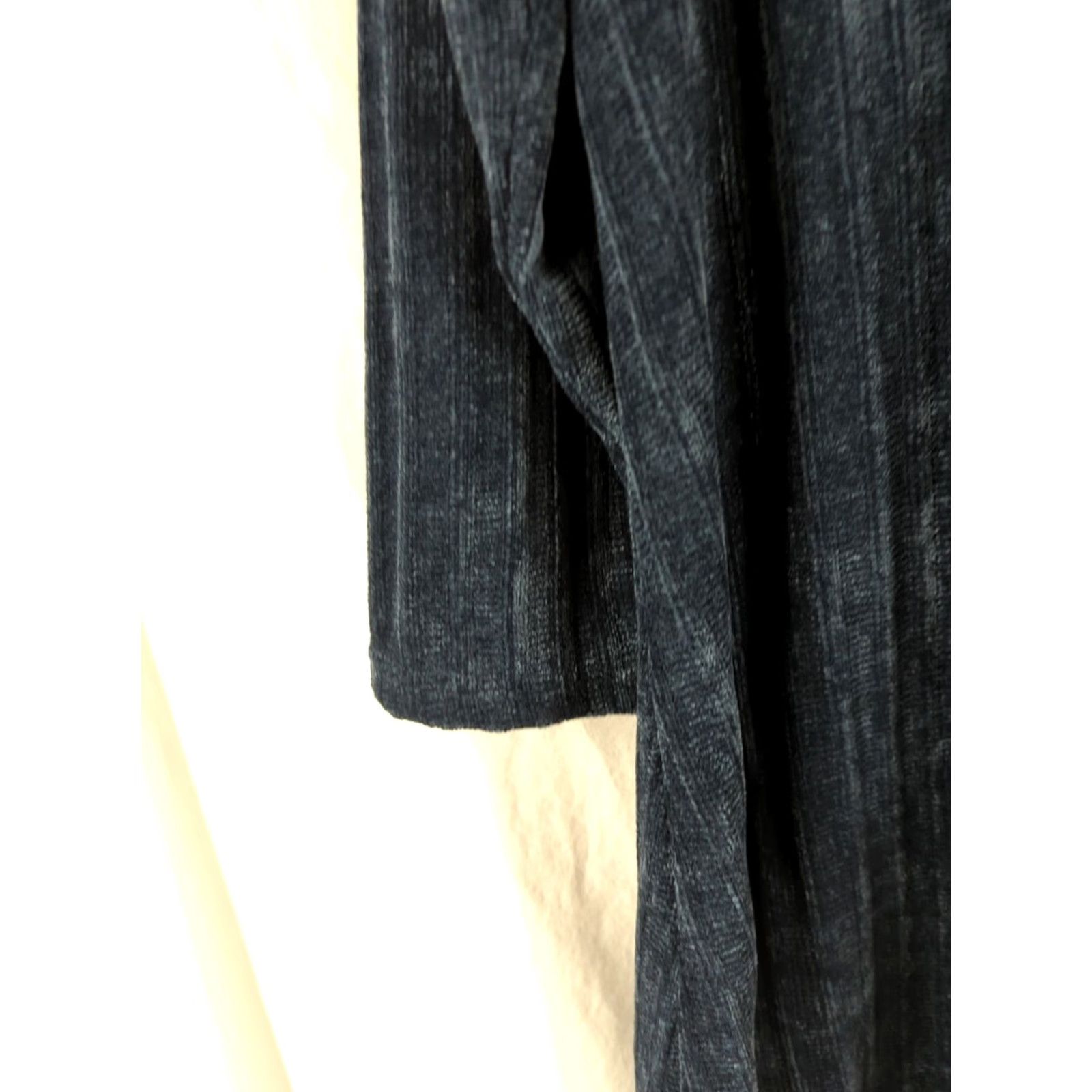 Vintage Indigo Soul Navy Blue Ribbed Cowl Neck Tunic Top with Front Buttons 3/4 Sleeve L Women Shirt Pullover Blackout? Size L / US 10 / IT 46 - 2 Thumbnail