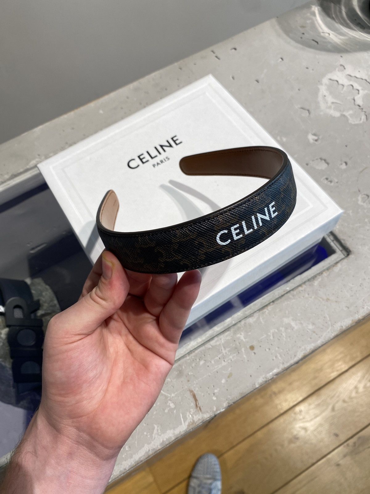 Celine BNWT Celine Logo Triomphe Hairband Size ONE SIZE - 1 Thumbnail