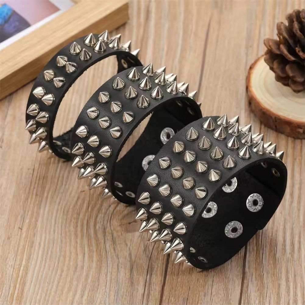 Japanese Brand × Leather Pu leather 3 Line Spike Vintage Bracelet Size ONE SIZE - 3 Thumbnail