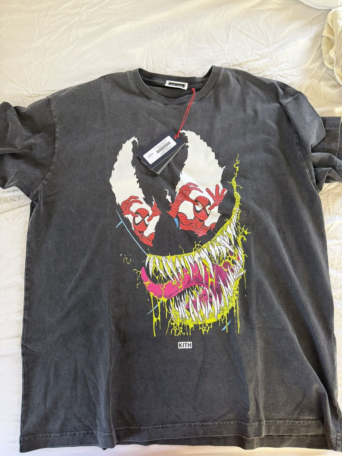 Marvel Kith venom Vintage tee