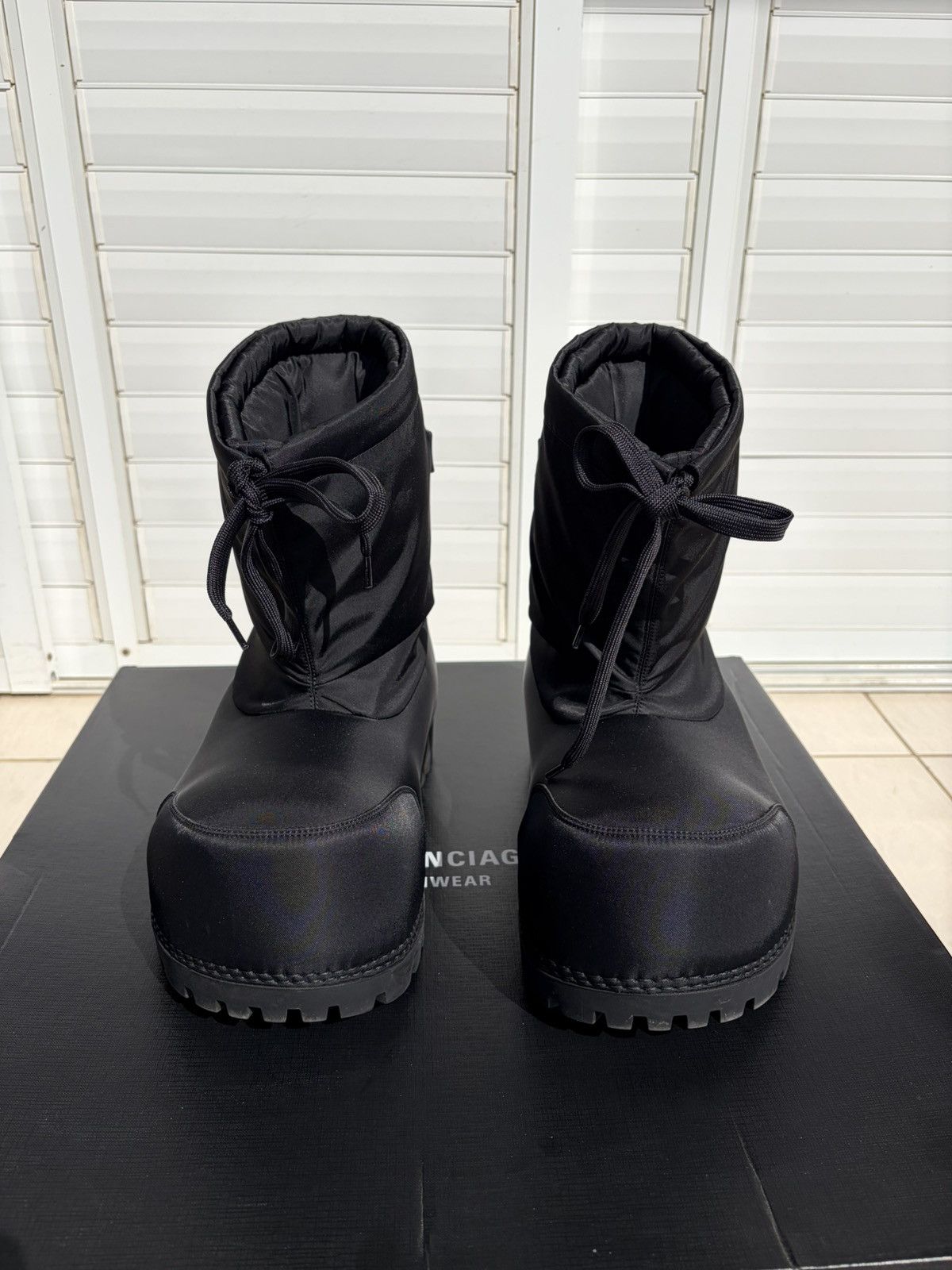 Balenciaga Balenciaga Alaska Ski Boots Size US 6 / EU 39 - 5 Thumbnail