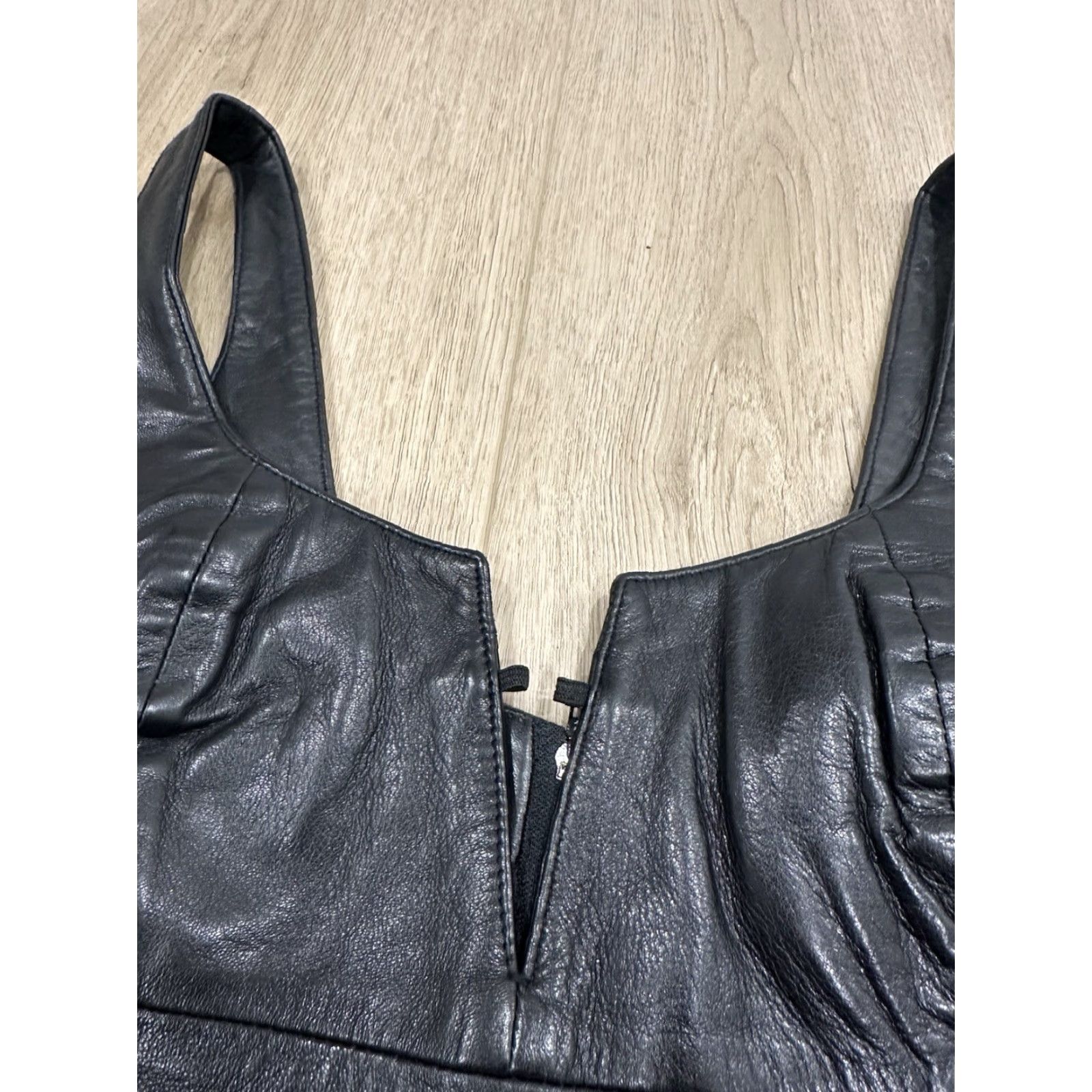 Vintage West Coast Leather Dress Sleeveless Black Size 8 Leather Knee Length Zip Women Vintage No Size M / US 6-8 / IT 42-44 - 5 Thumbnail