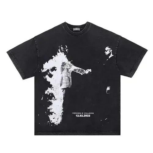 Japanese Brand album featuring heroes and villains printed Size US L / EU 52-54 / 3 - 4 Thumbnail