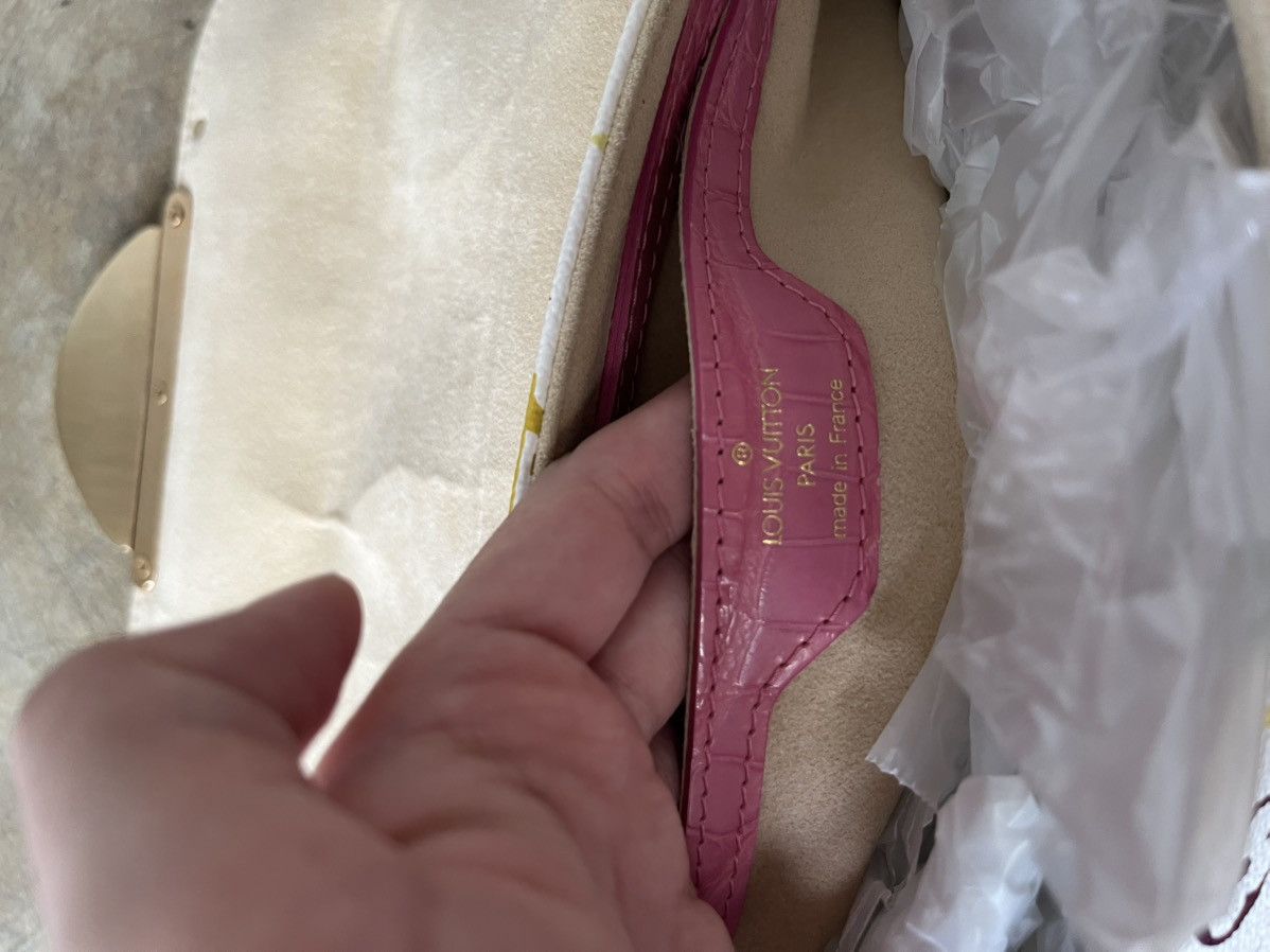 Louis Vuitton Louis Vuitton Pink Crocodie Marilyn Bag Size ONE SIZE - 7 Thumbnail