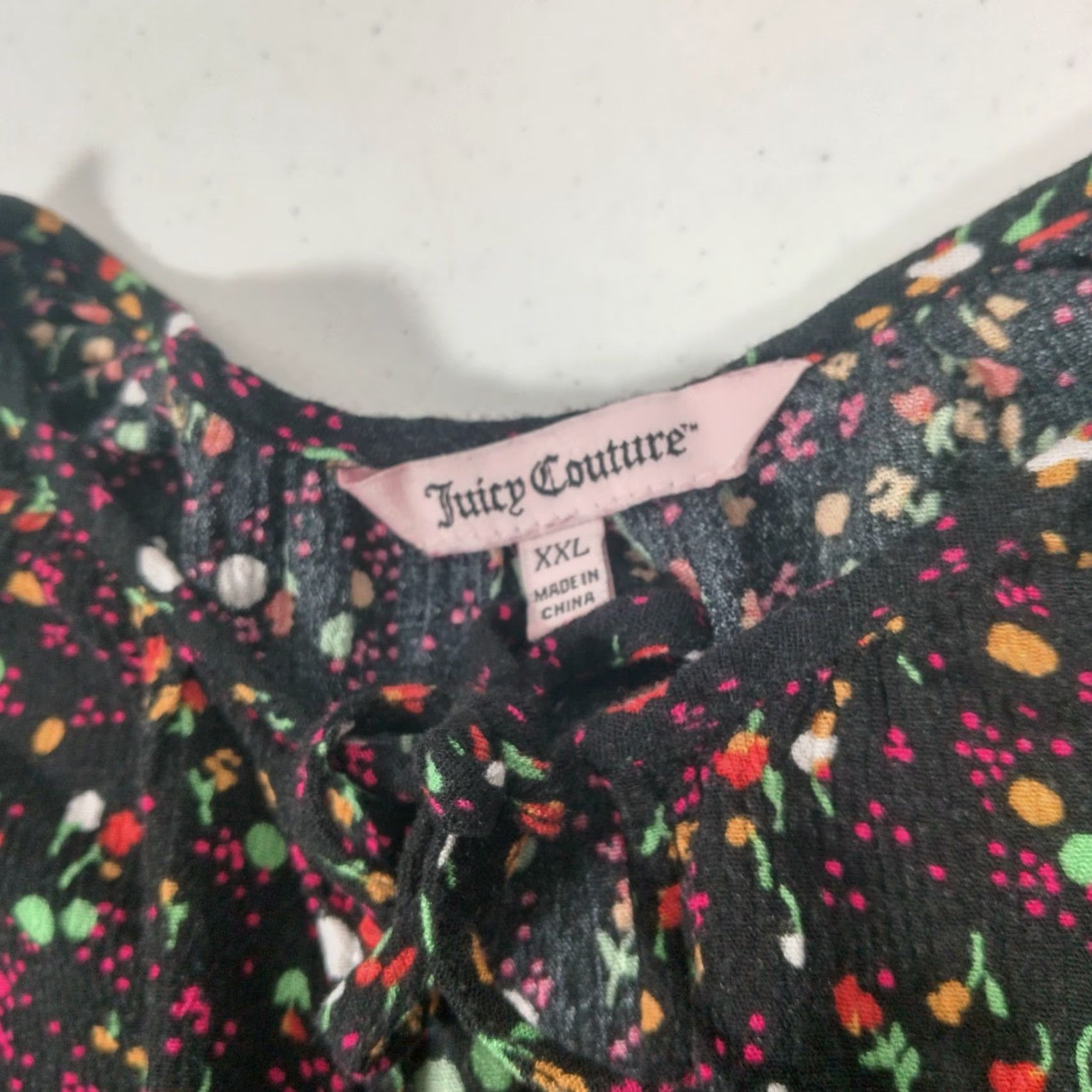 Juicy Couture VINTAGE Juicy Couture Blouse XXL Black Floral Polka Dot Lightweight Balloon Sleeve V neck Boho Hippie Bohemian Womens Beachy Peasant Tie Neck Size XXL / US 16-18 / IT 52-54 - 6 Thumbnail